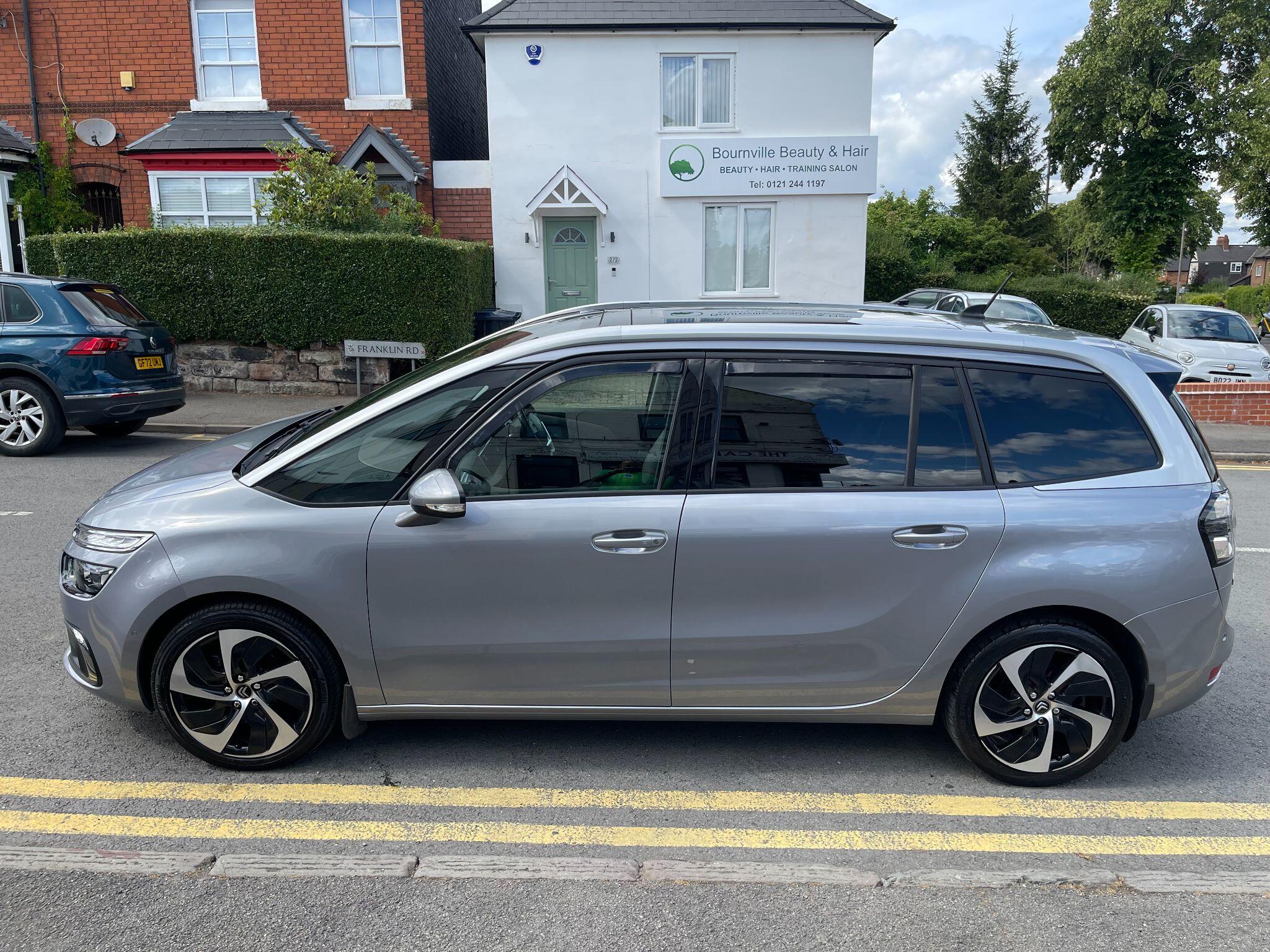 Citroen Grand C4 Spacetourer view 19