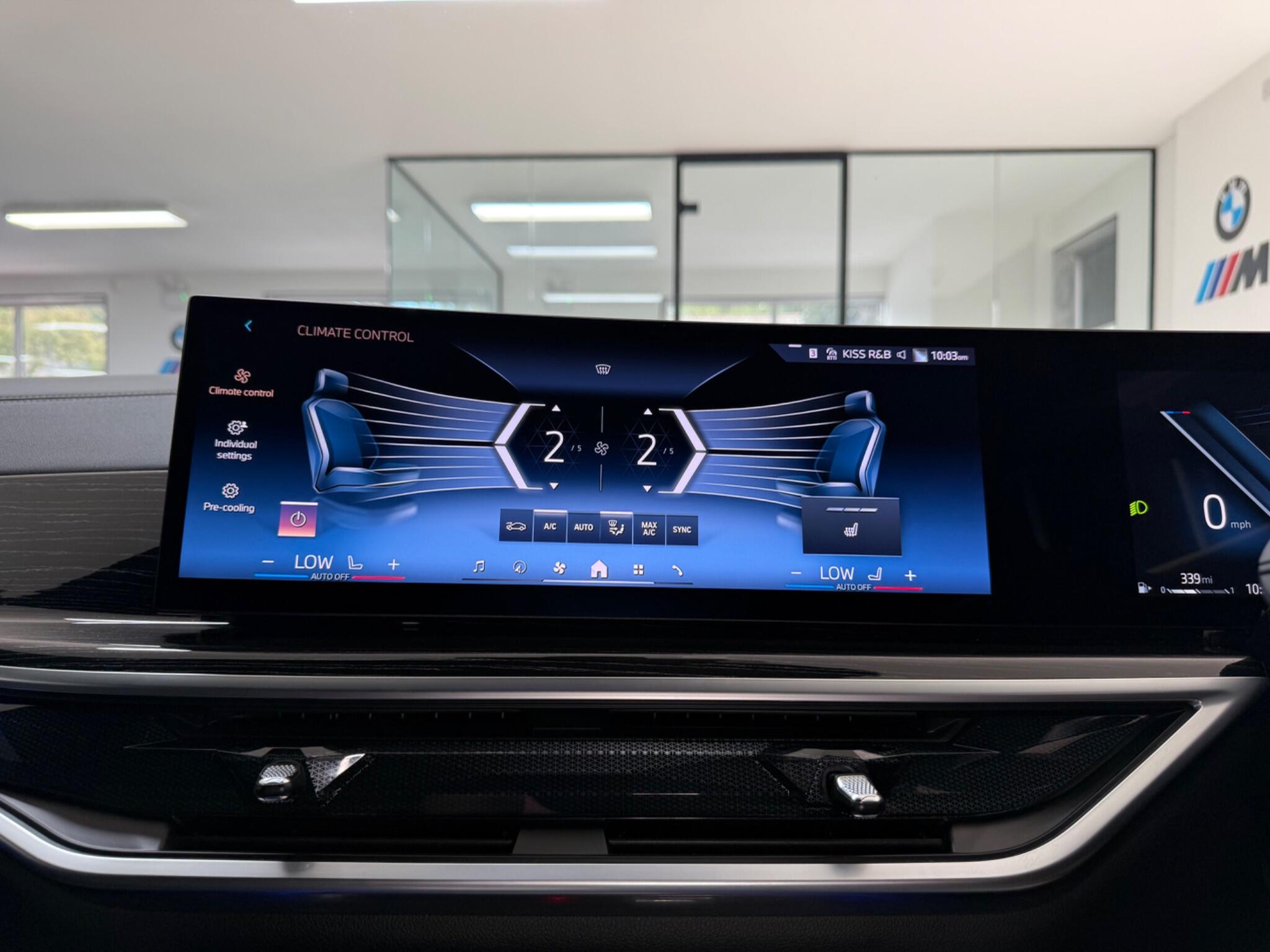 BMW X5 view 35