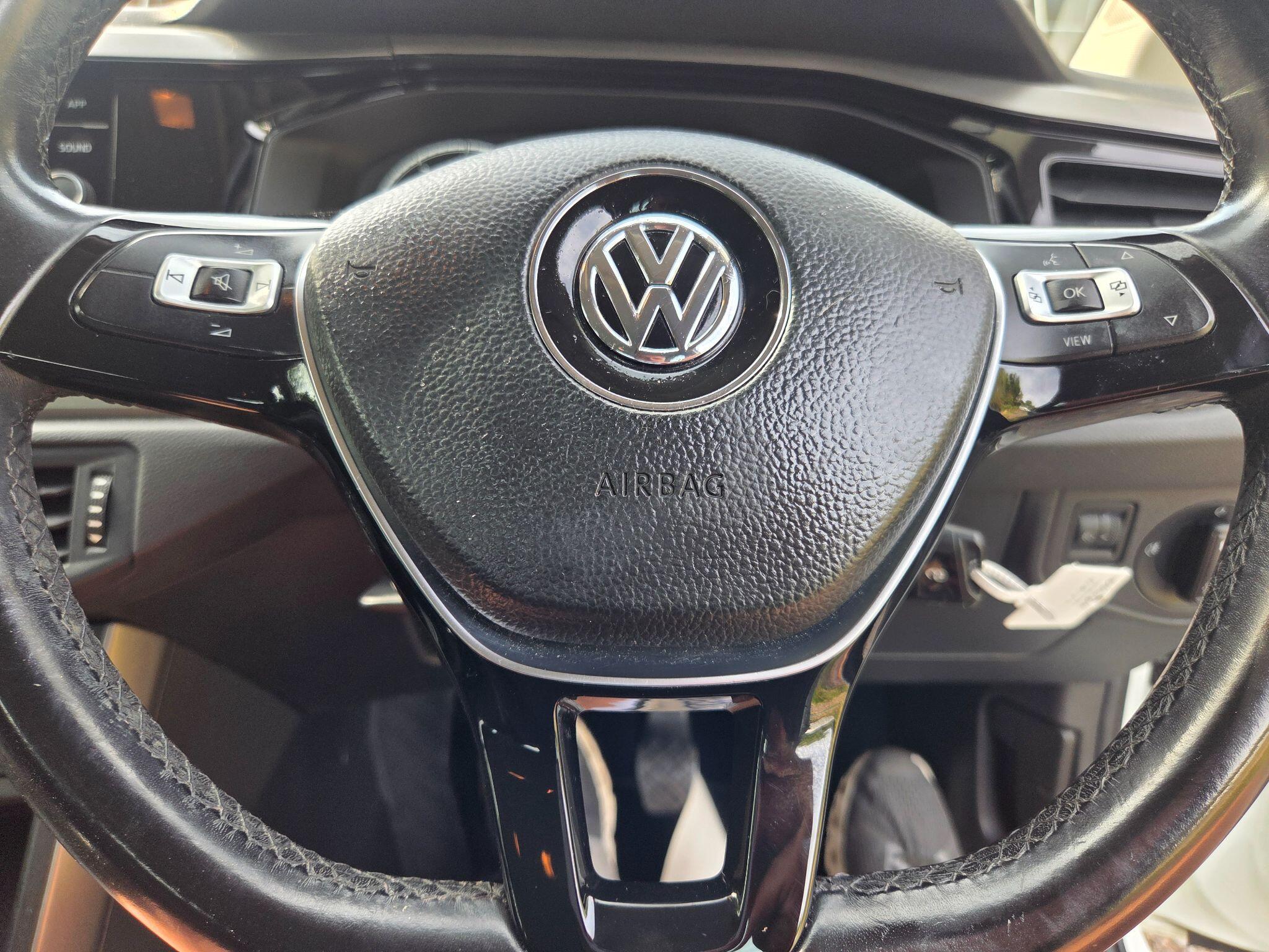 Volkswagen Polo view 32