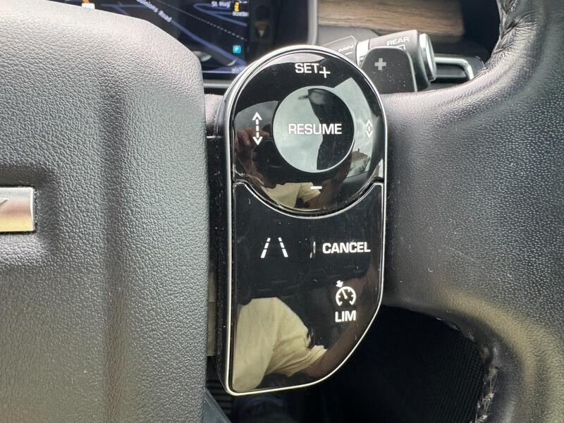 Land Rover Discovery view 44