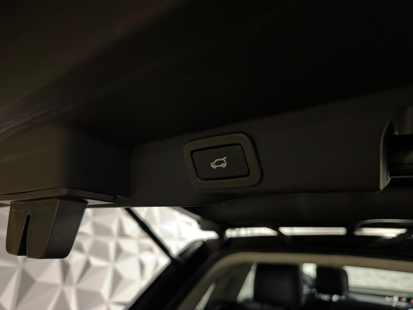 Land Rover Range Rover Sport view 25