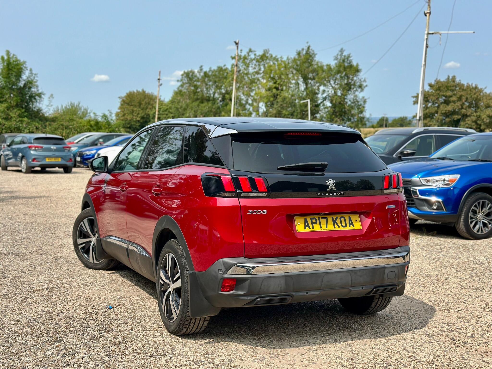 Peugeot 3008 view 11
