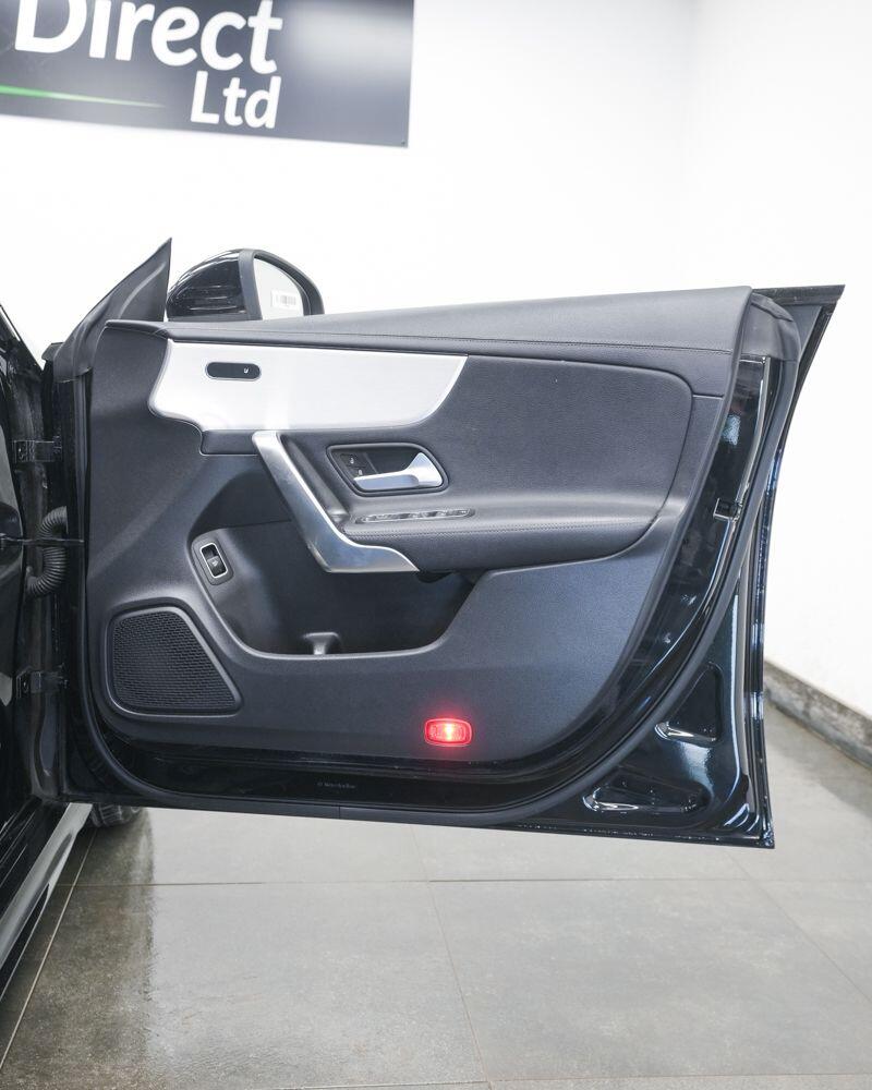 Mercedes-Benz CLA view 16