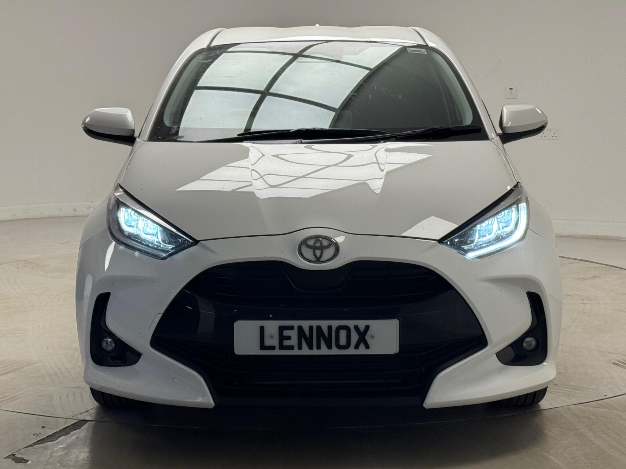 Toyota Yaris view 2