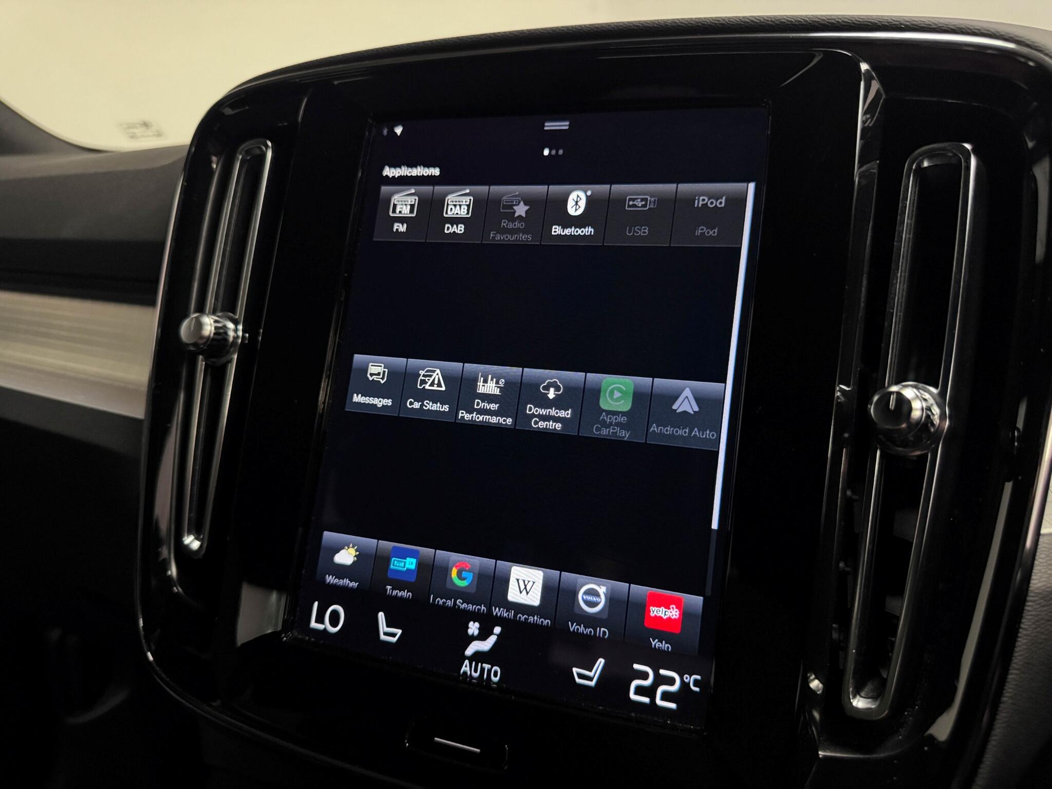 Volvo XC40 view 43