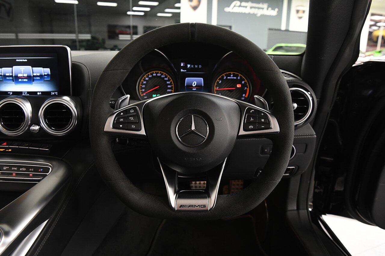 Mercedes-Benz AMG GT view 23