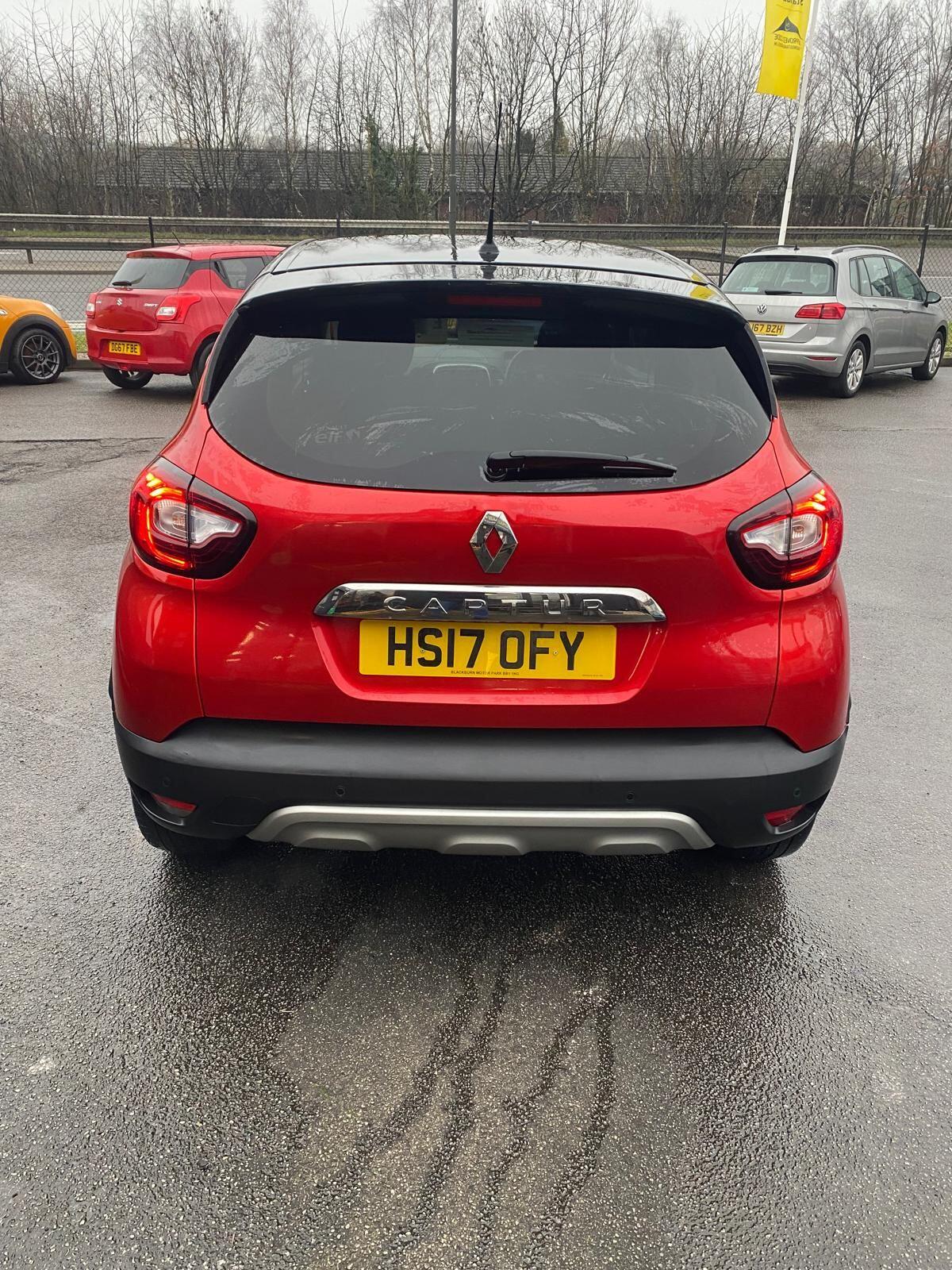 2017 Renault Captur 0.9 TCe ENERGY Dynamique S Nav Euro 6 (s/s) 5dr • 62,891 miles image 5