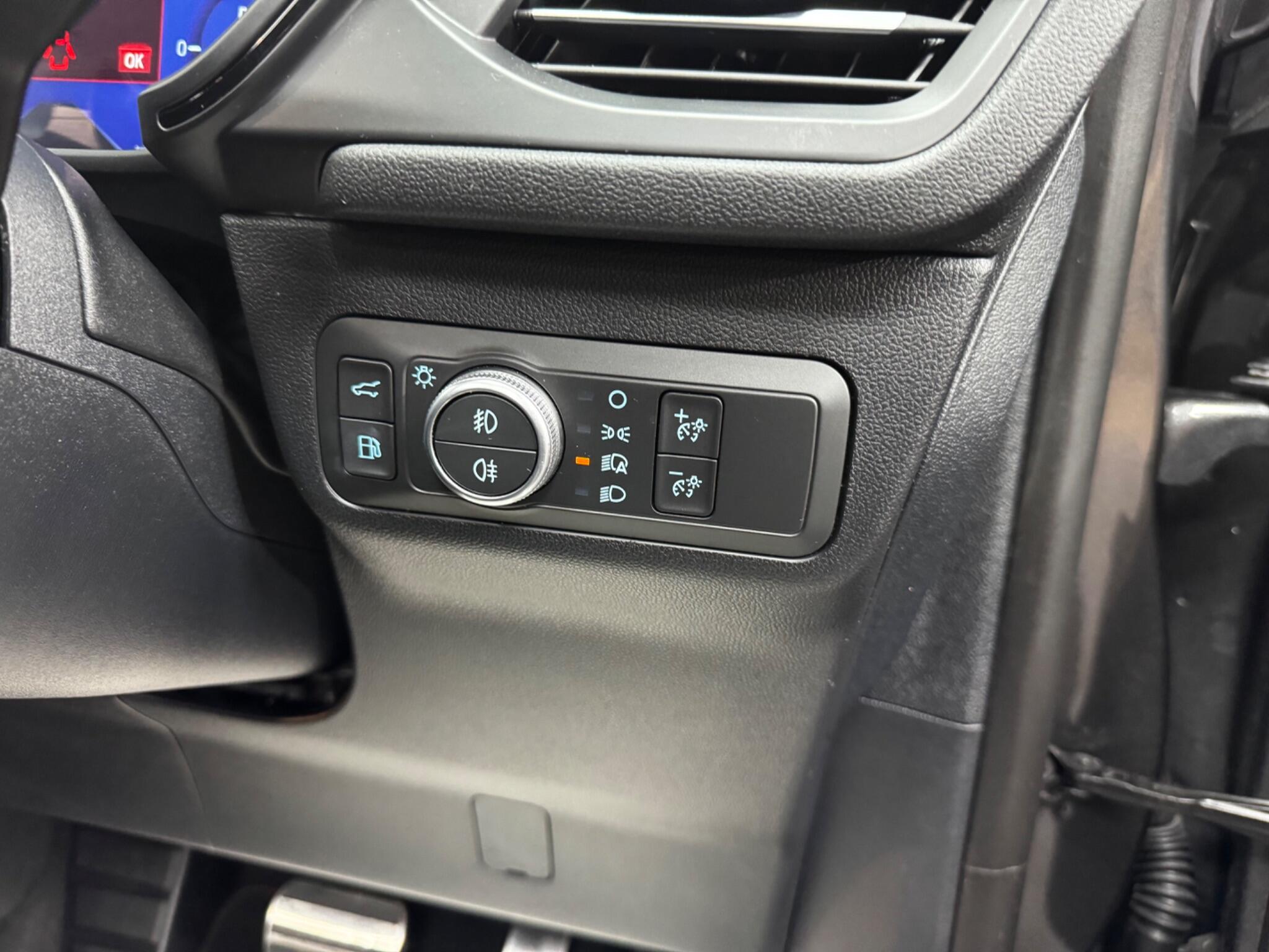 Ford Kuga view 31