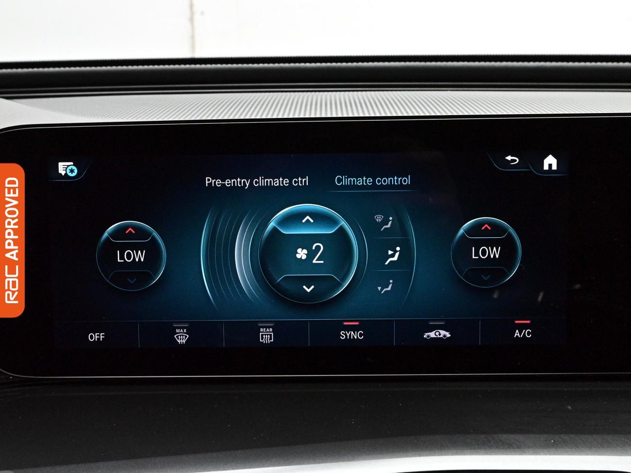 Mercedes-Benz Eqc view 20