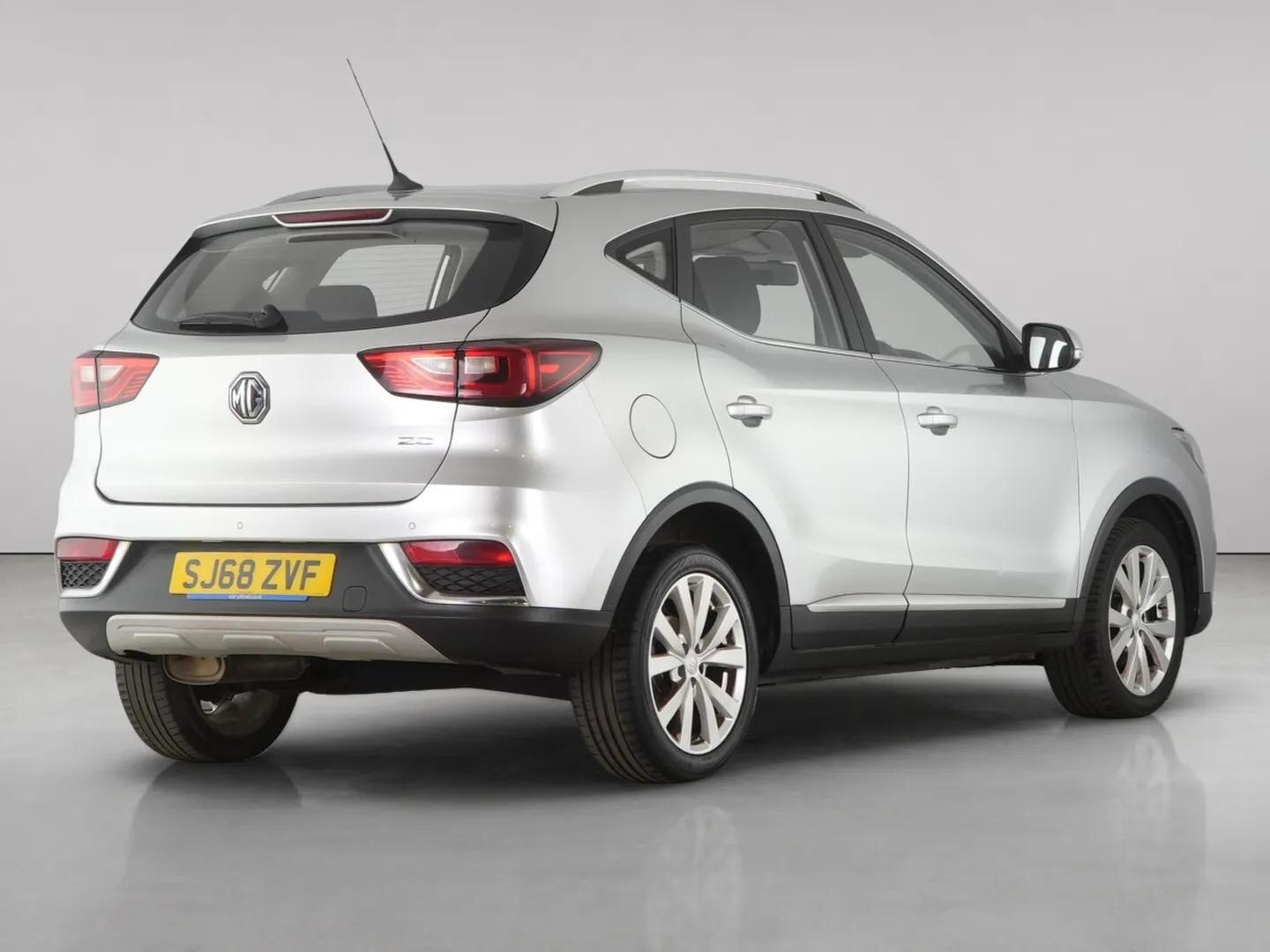 MG ZS view 11
