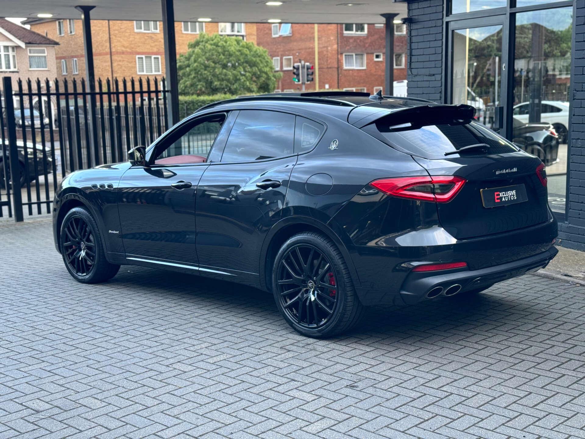 Maserati Gransport view 12