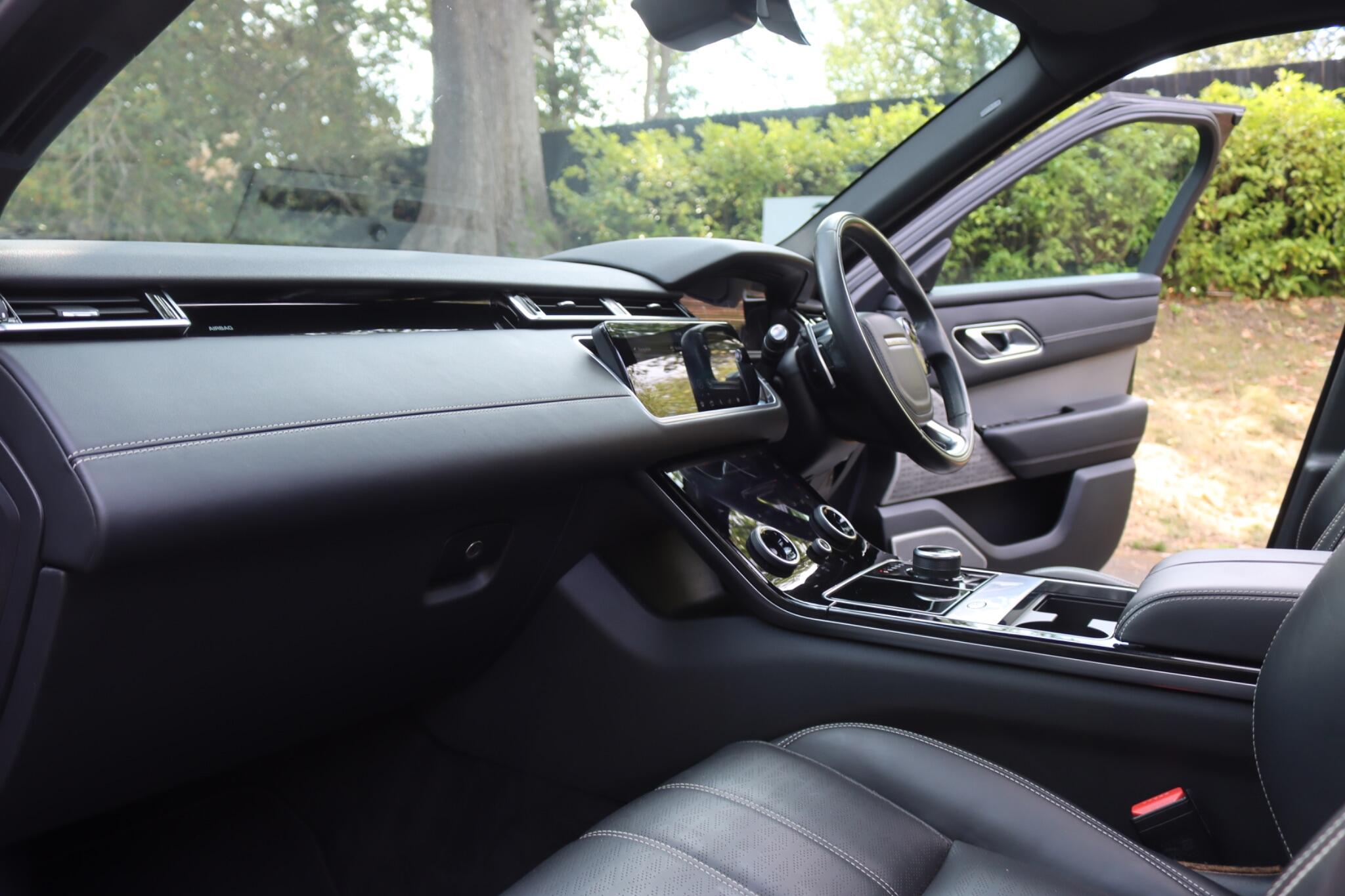 Land Rover Range Rover Velar view 50