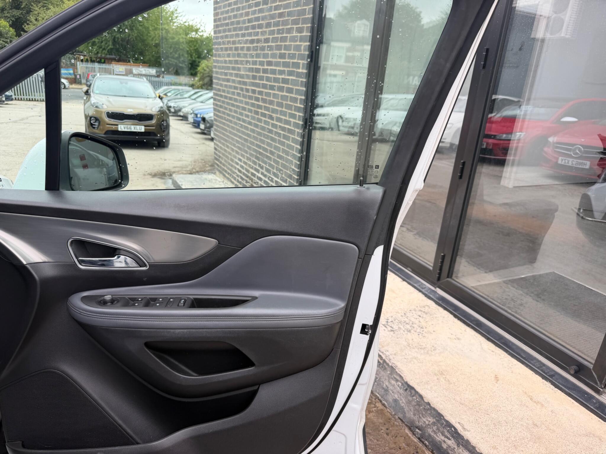 Vauxhall Mokka view 9