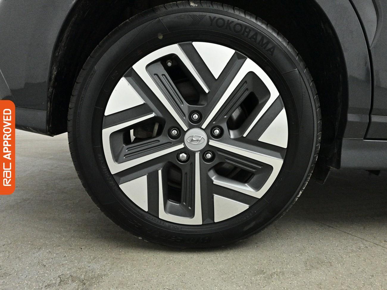 Hyundai Kona view 15