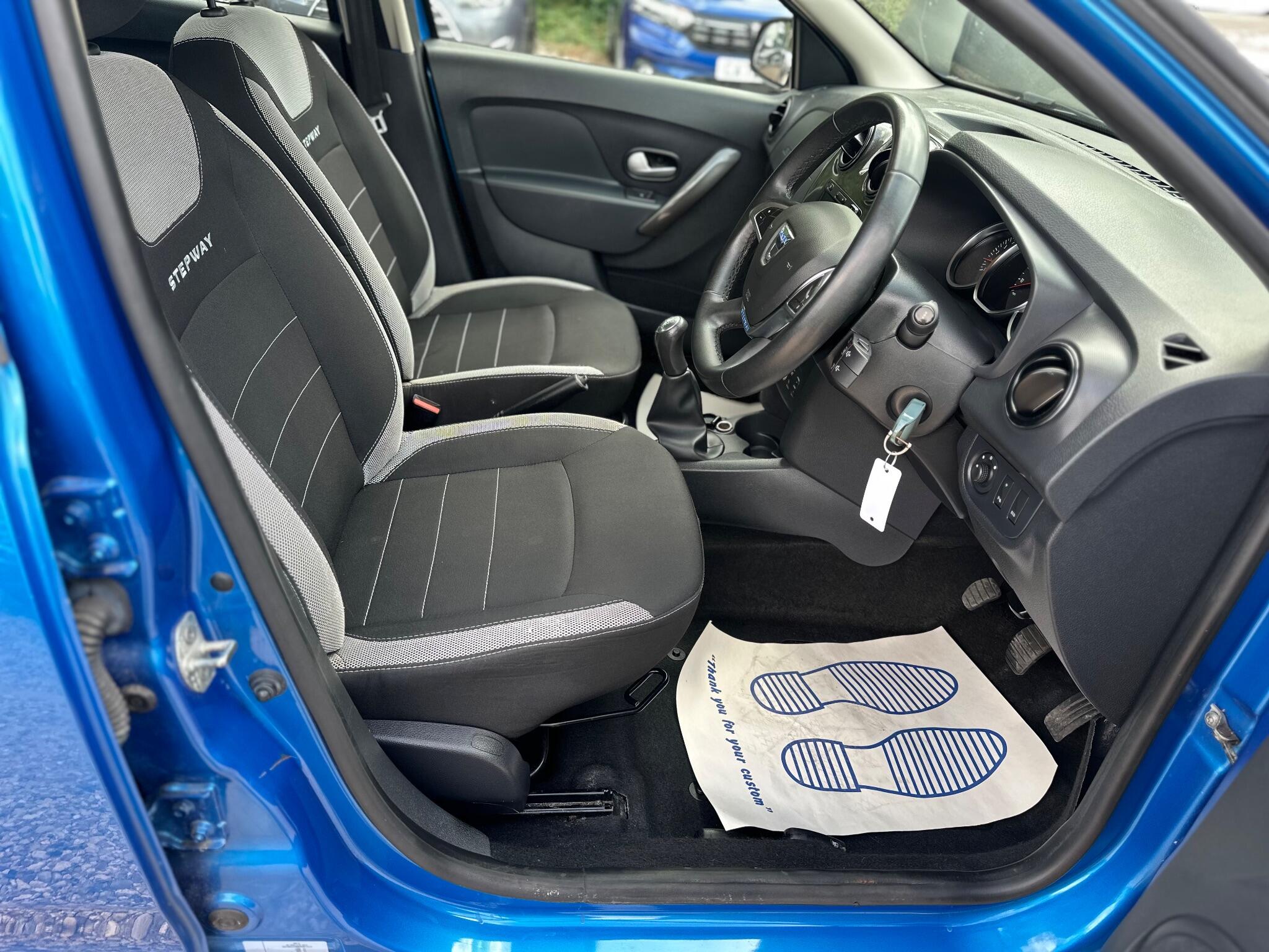 Dacia Sandero view 51