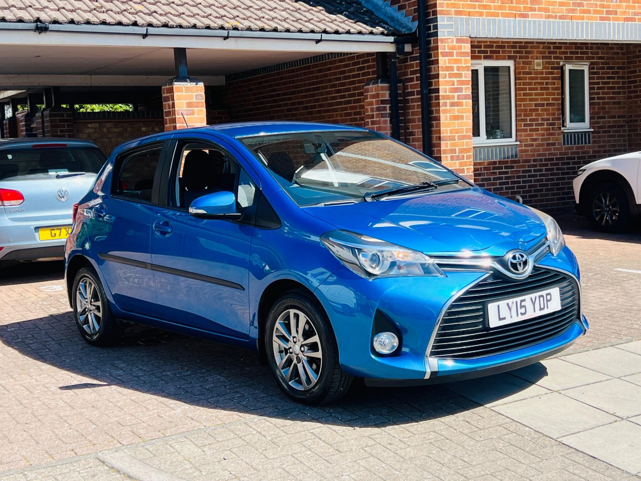 Toyota Yaris view 8