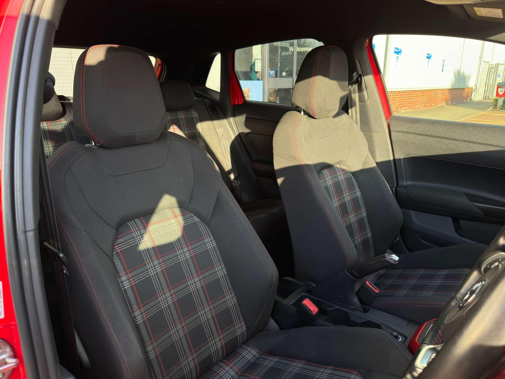Volkswagen Polo view 15