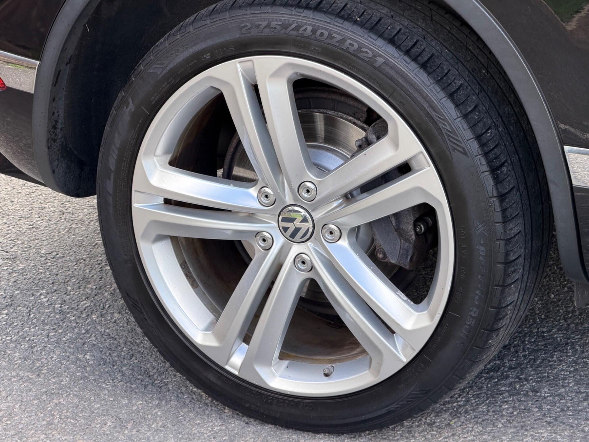 Volkswagen Touareg view 57