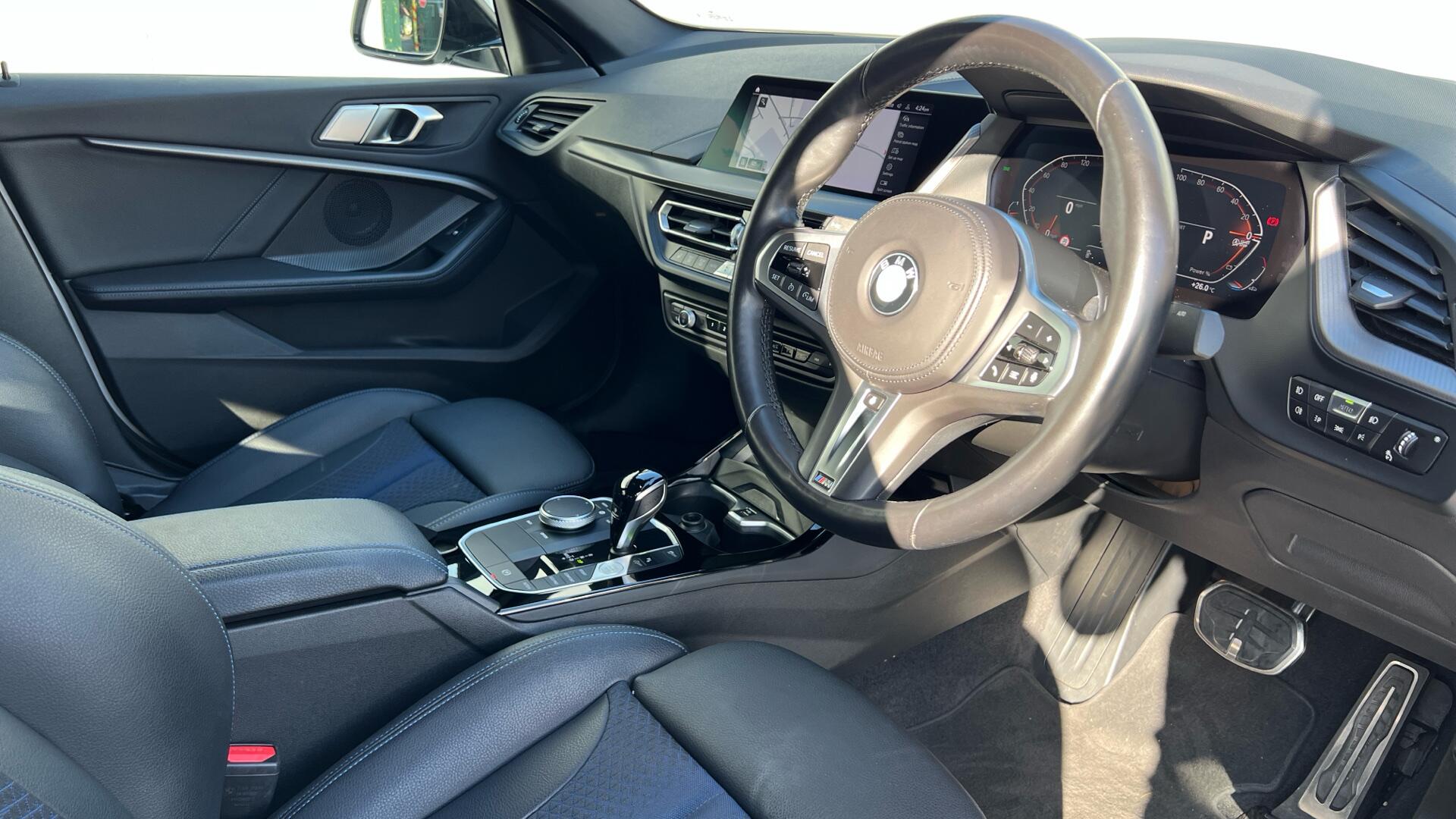 BMW 2 Series view 6