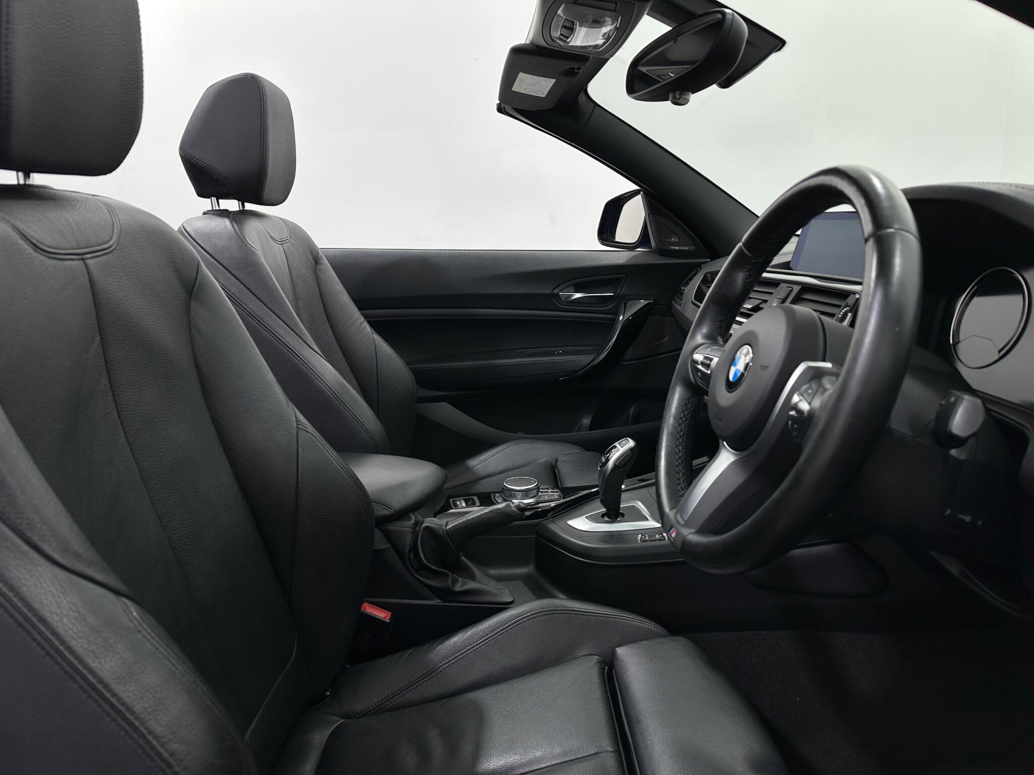 BMW 2 Series view 32