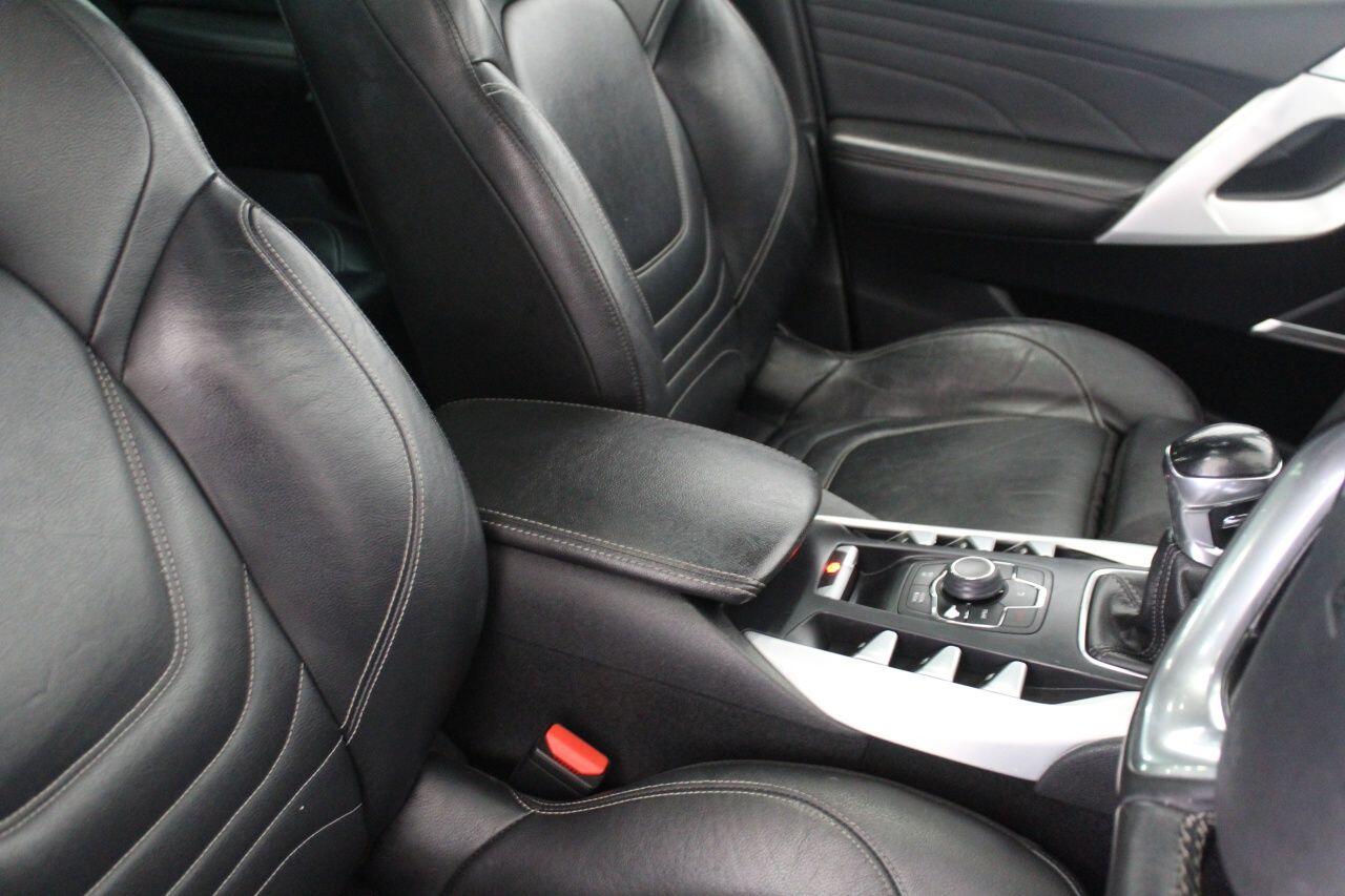 Citroen DS5 view 45