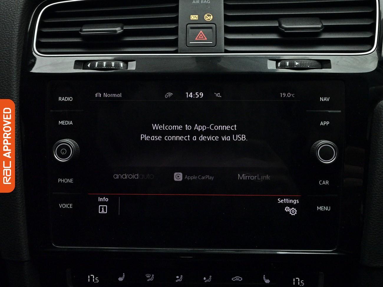 Volkswagen Golf view 15