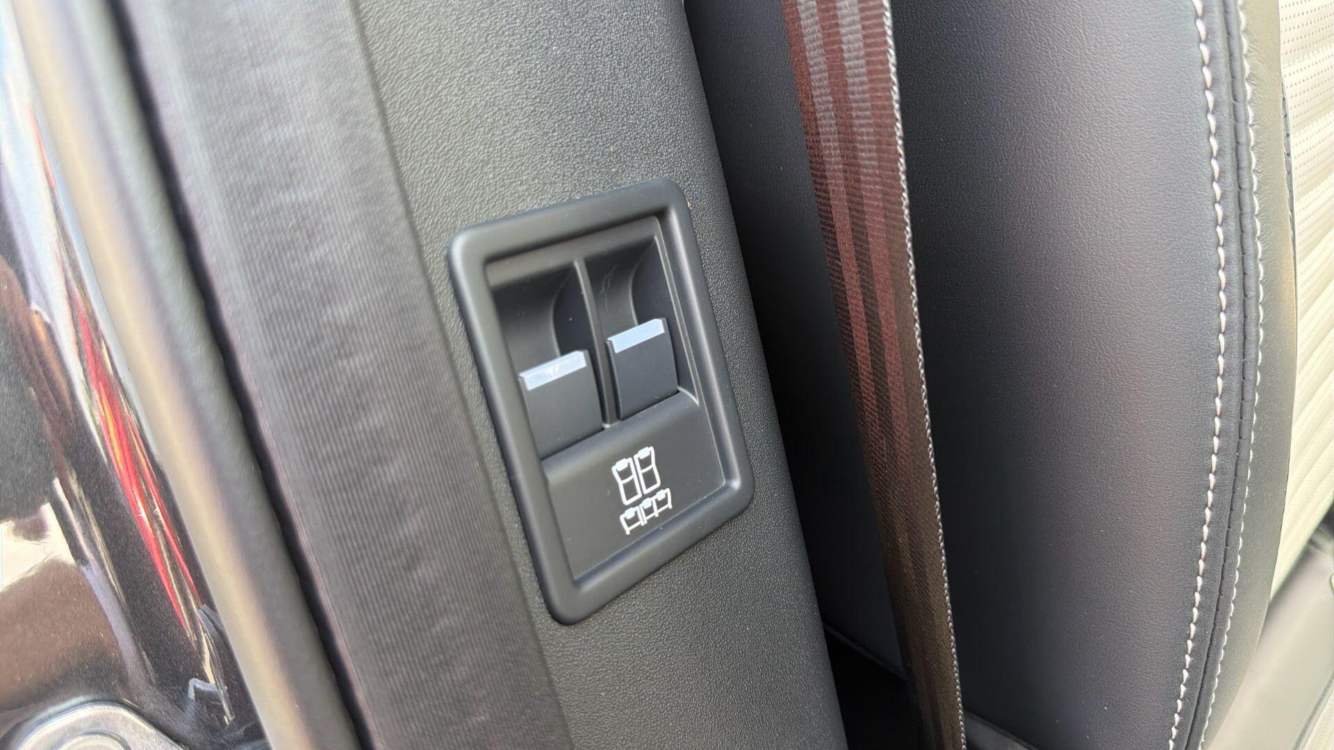 Land Rover Discovery view 20