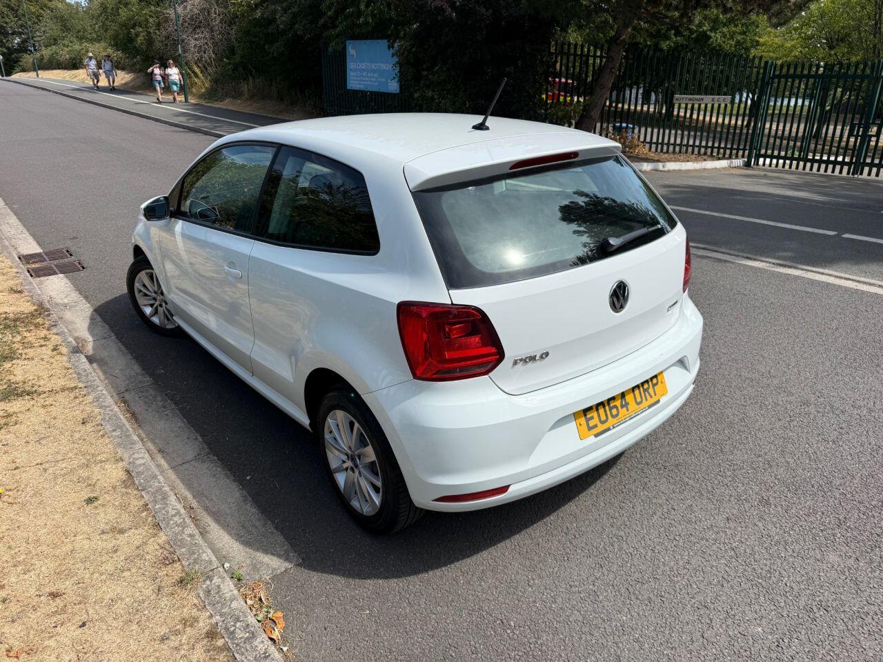 Volkswagen Polo view 9
