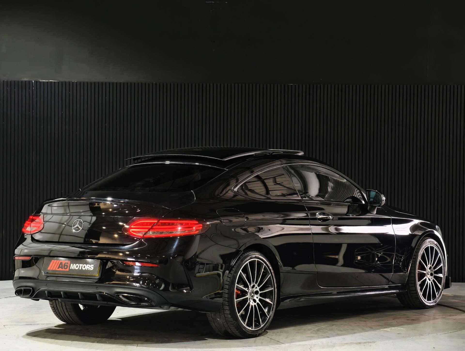 Mercedes-Benz C Class view 13