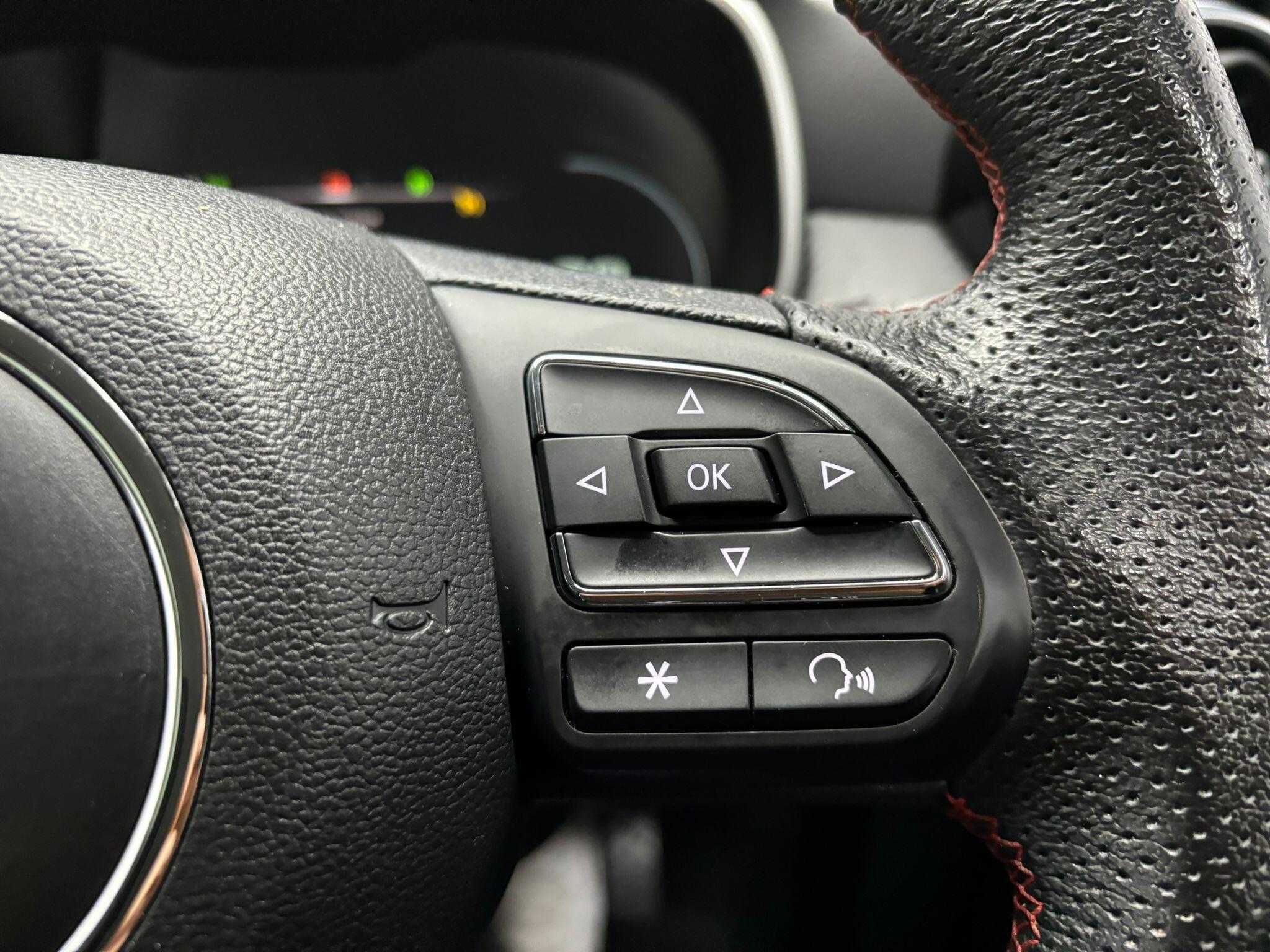 MG MG ZS view 19