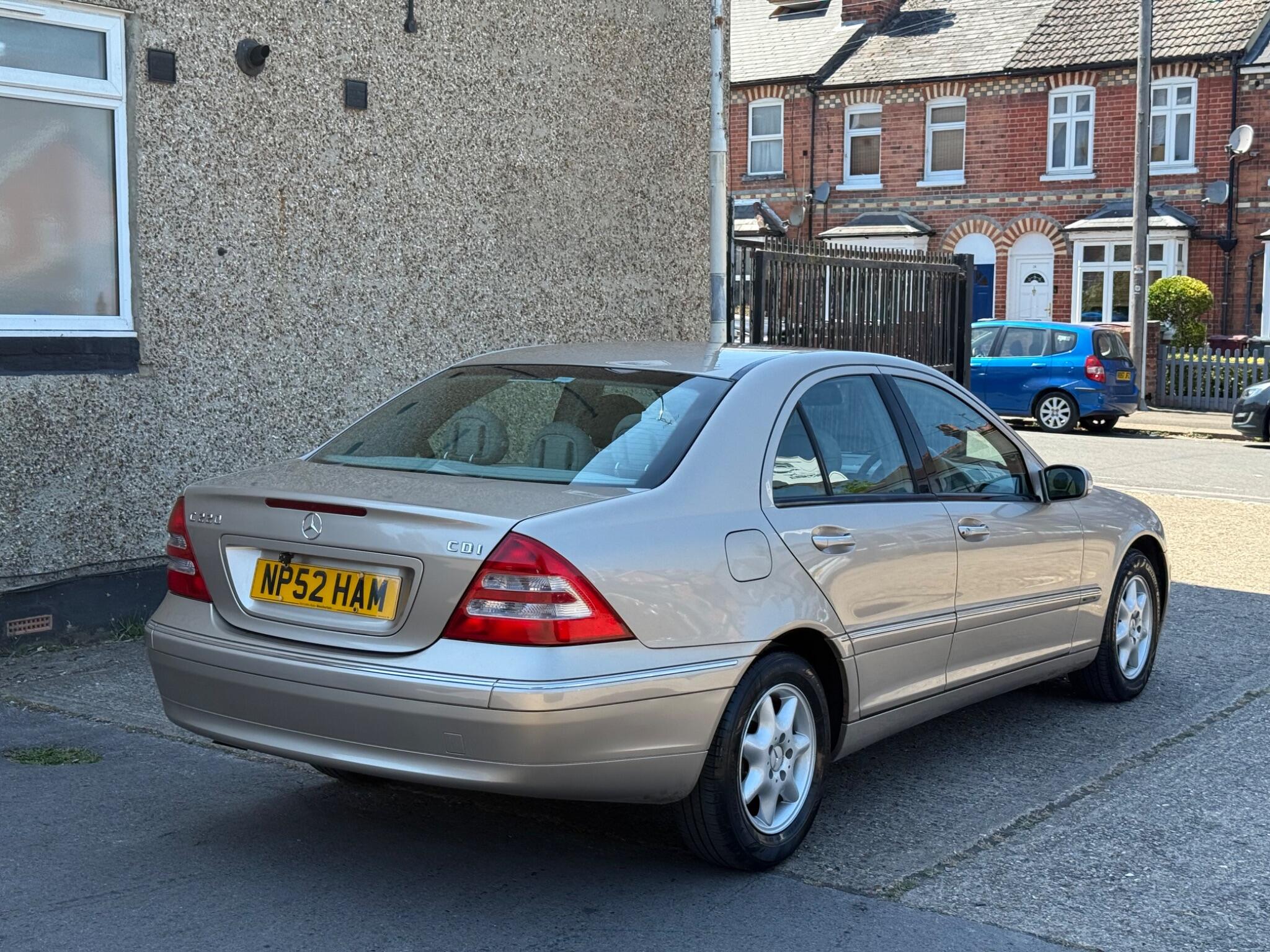 2002 Mercedes-Benz C Class 2.1 C220 CDI Elegance SE 4dr image 12
