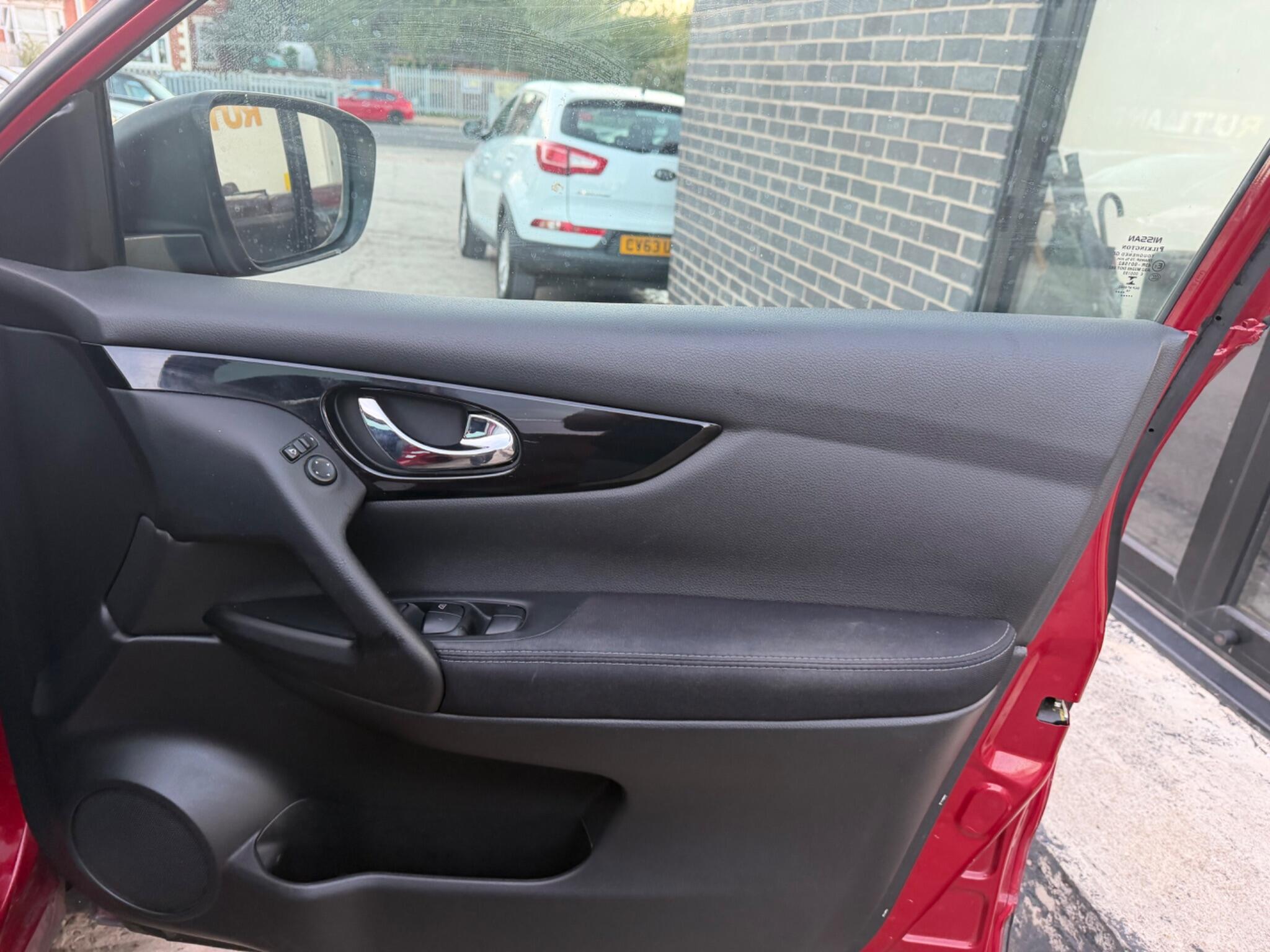 Nissan Qashqai view 32