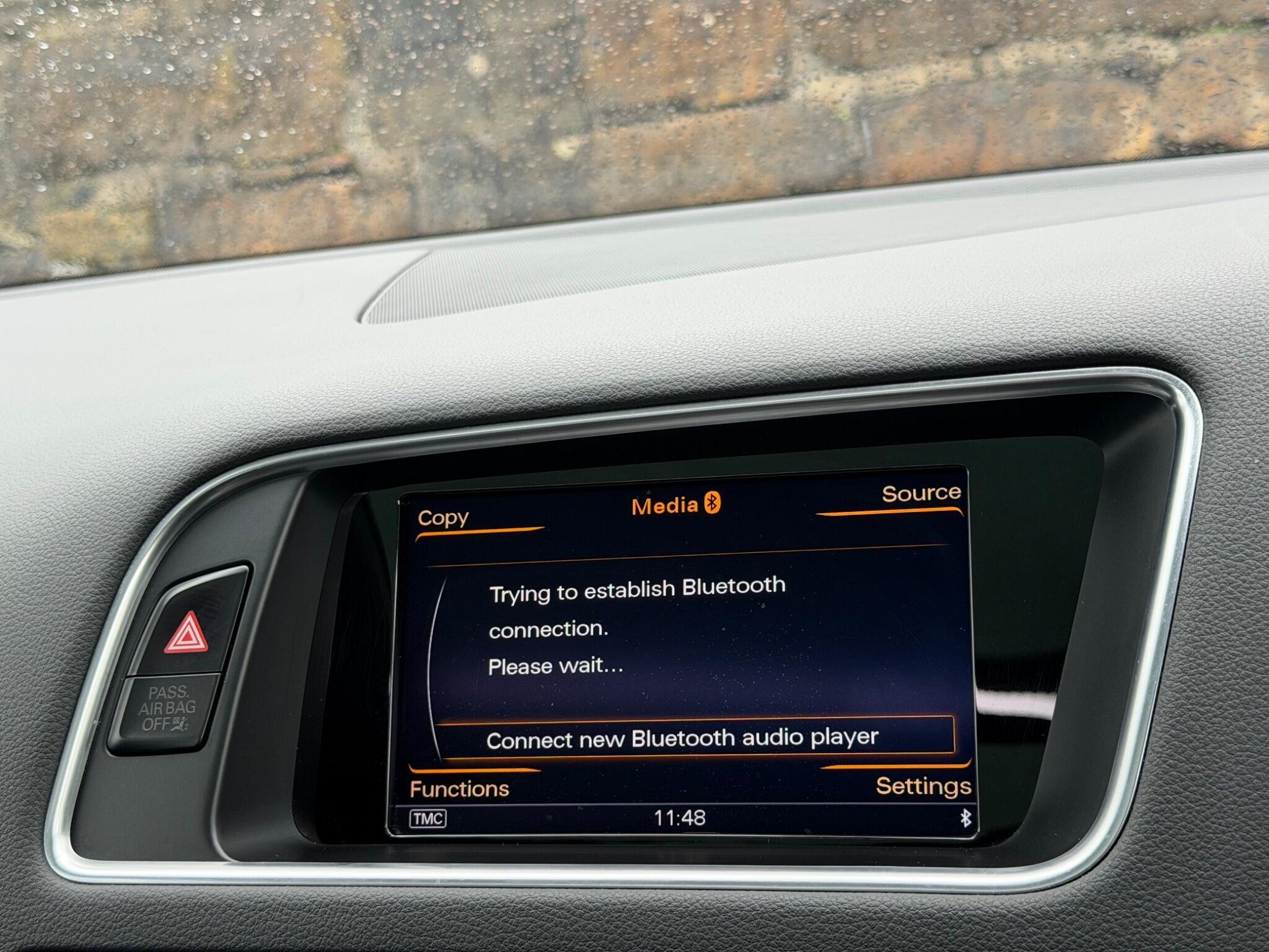 Audi SQ5 view 33