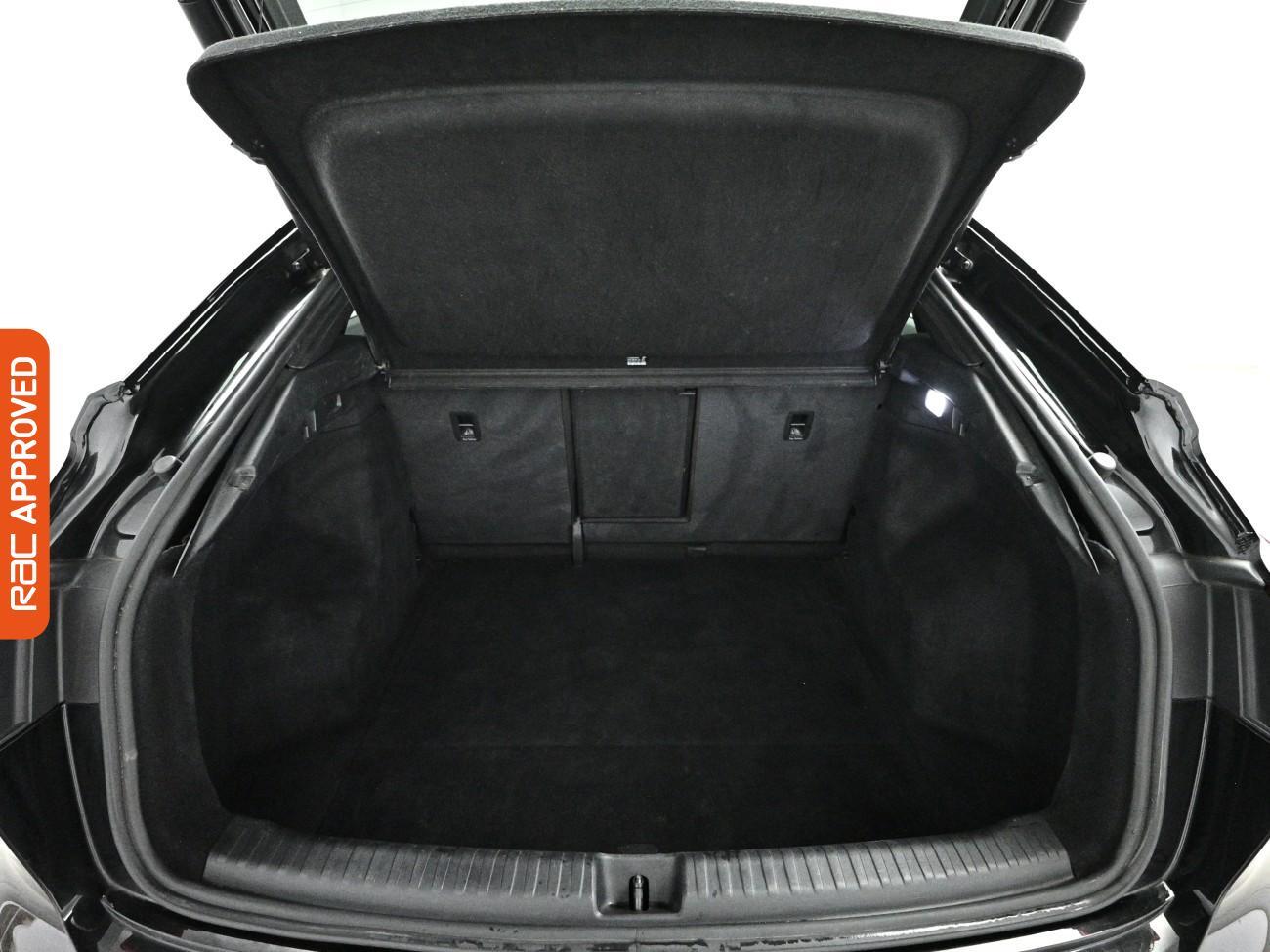 Audi Q4 E-Tron view 14