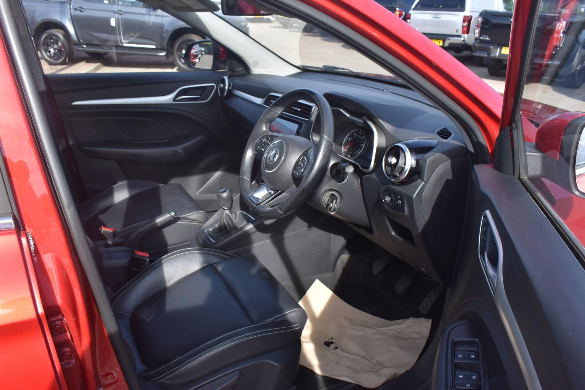 MG ZS - 1.5 VTi-TECH Exclusive Euro 6 (s/s) 5dr - Image 29