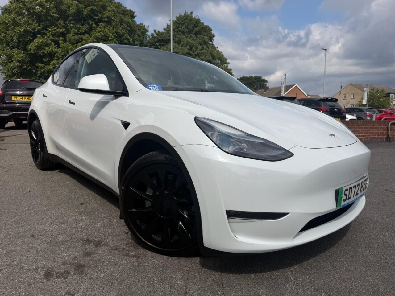 Tesla Model Y view 8