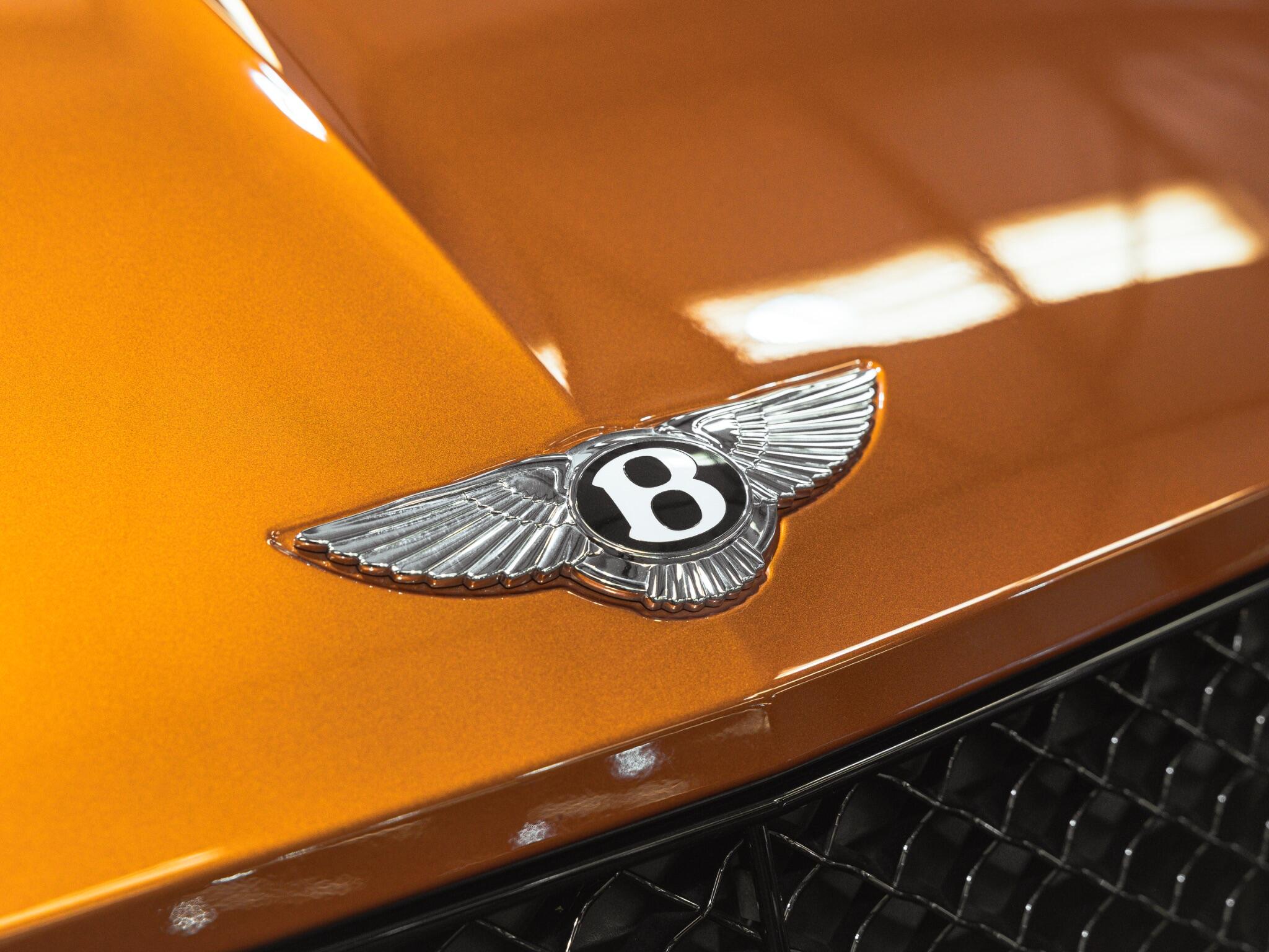 Bentley Bentayga view 29
