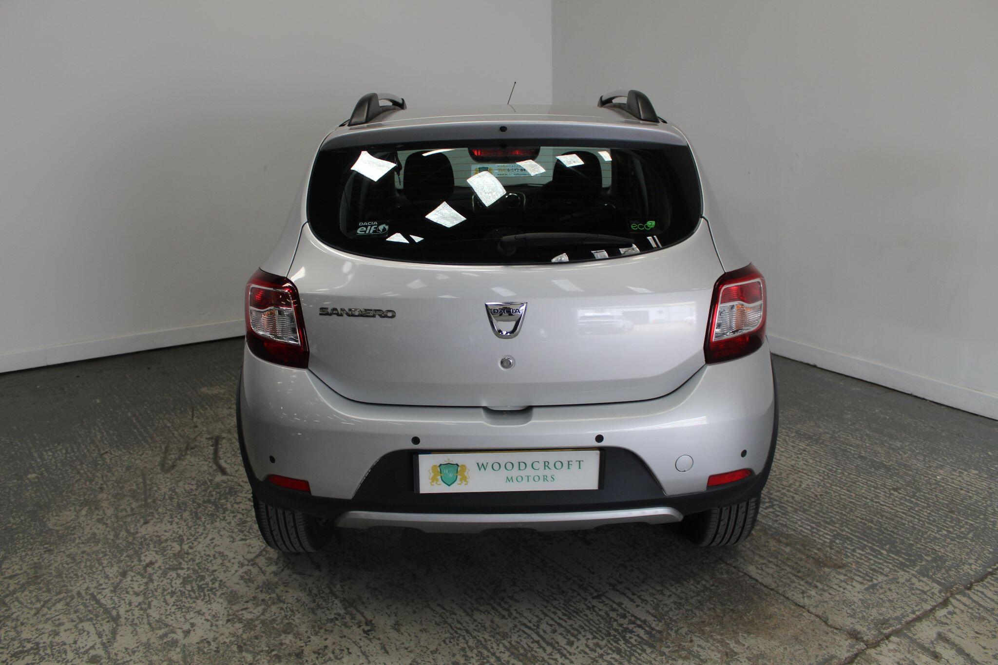 Dacia Sandero view 14