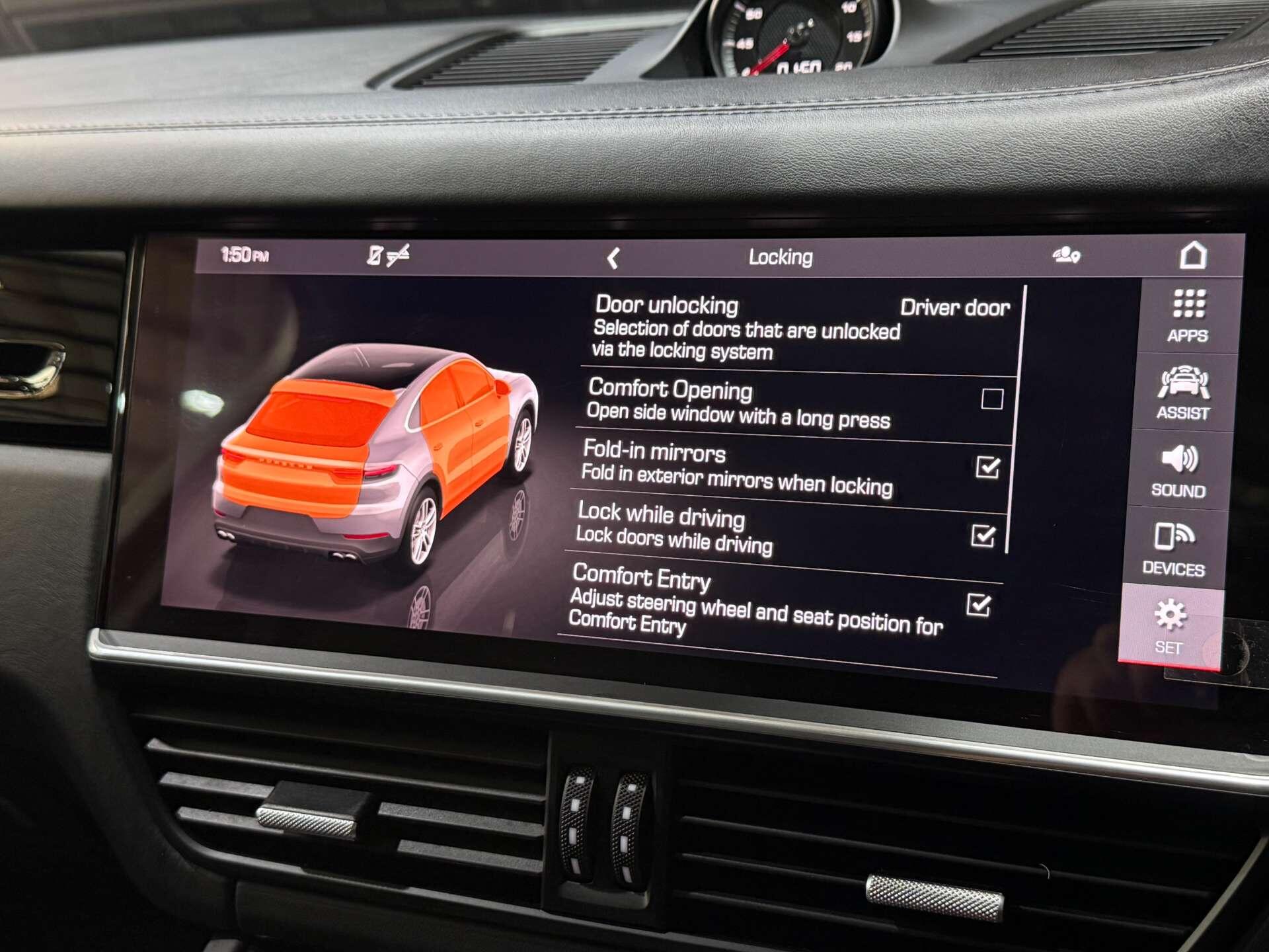 Porsche Cayenne view 59