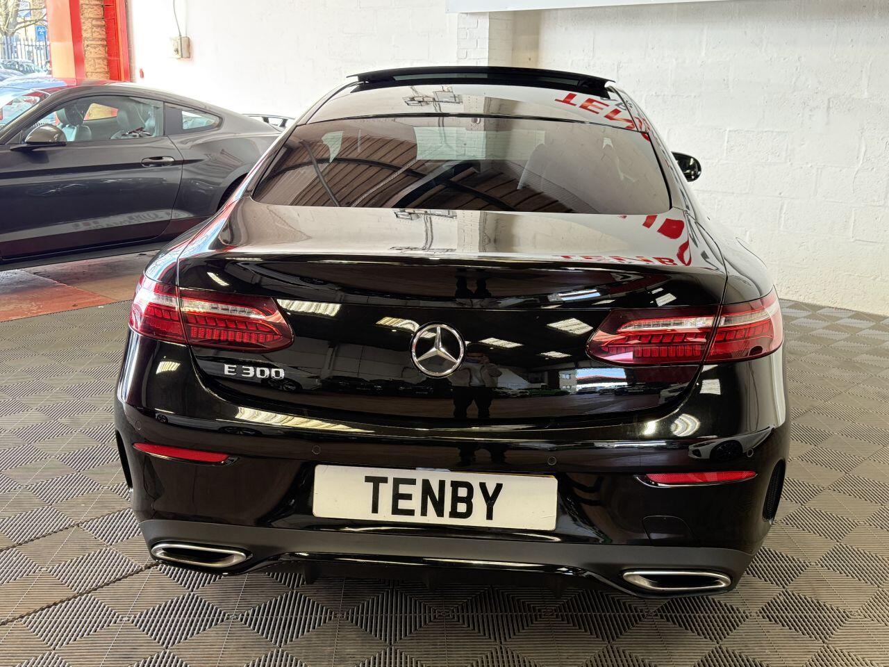 Mercedes-Benz E Class view 7
