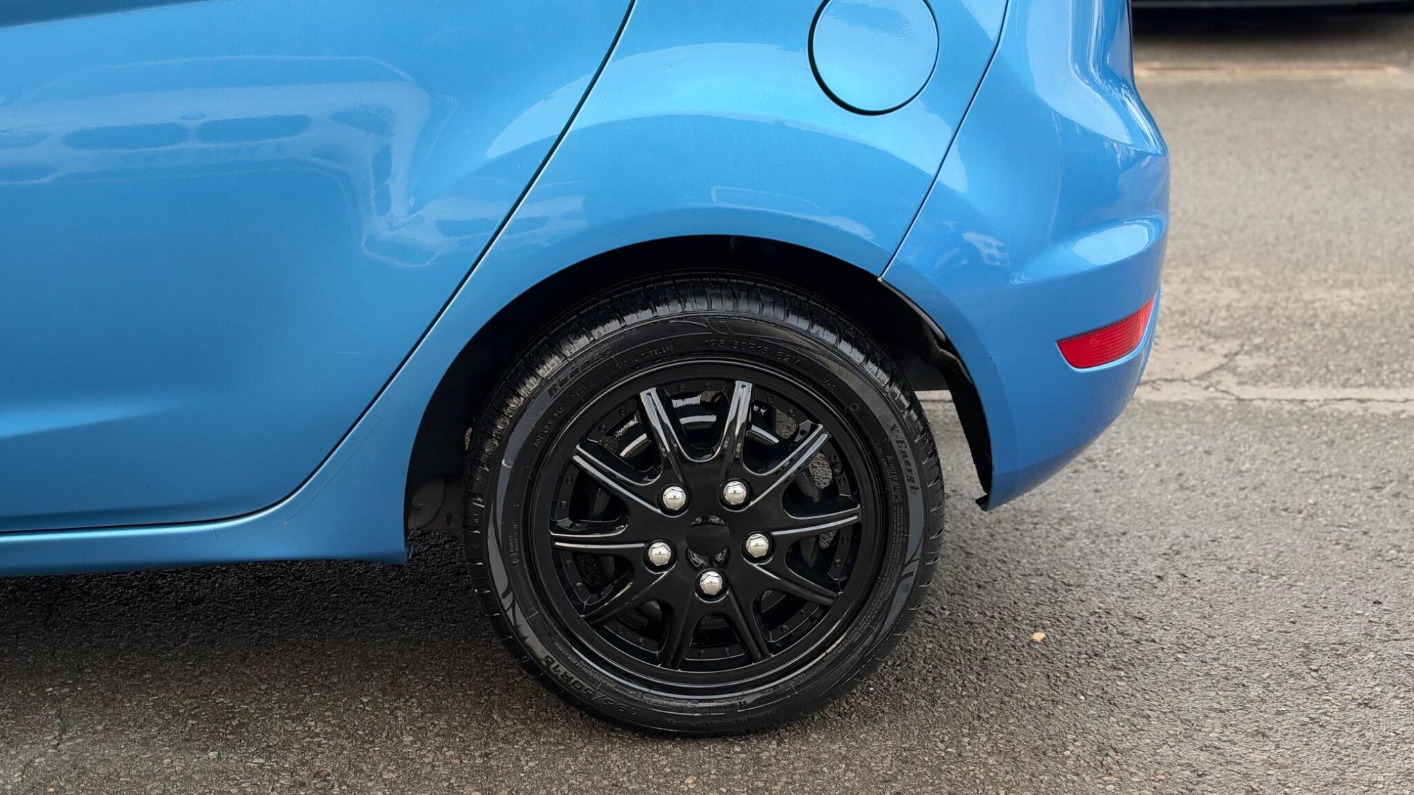 Ford Fiesta view 7