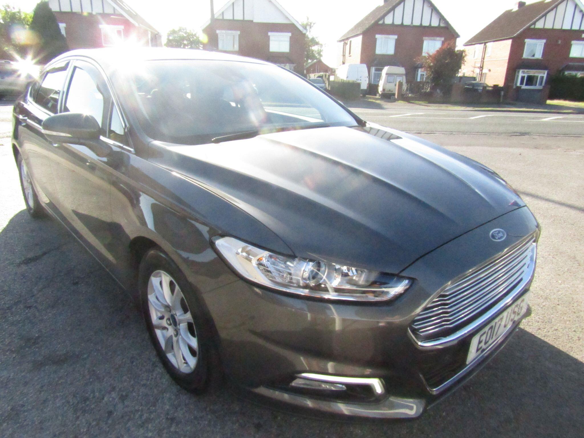 Ford Mondeo view 6