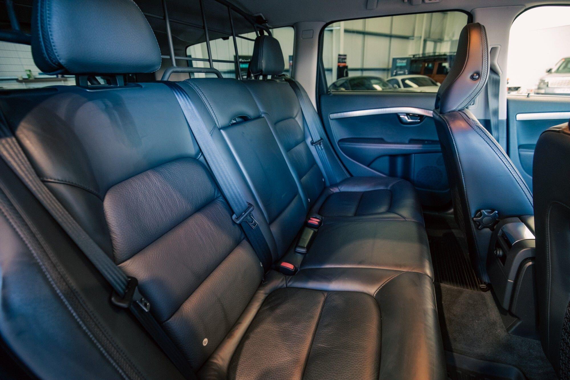 Volvo XC70 view 10