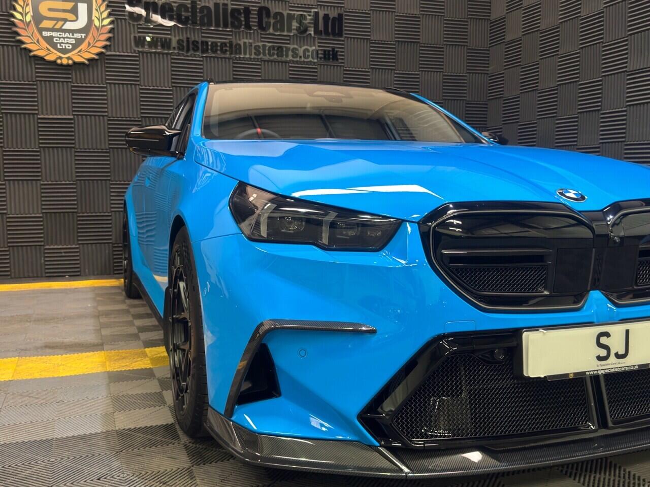 BMW M5 view 23