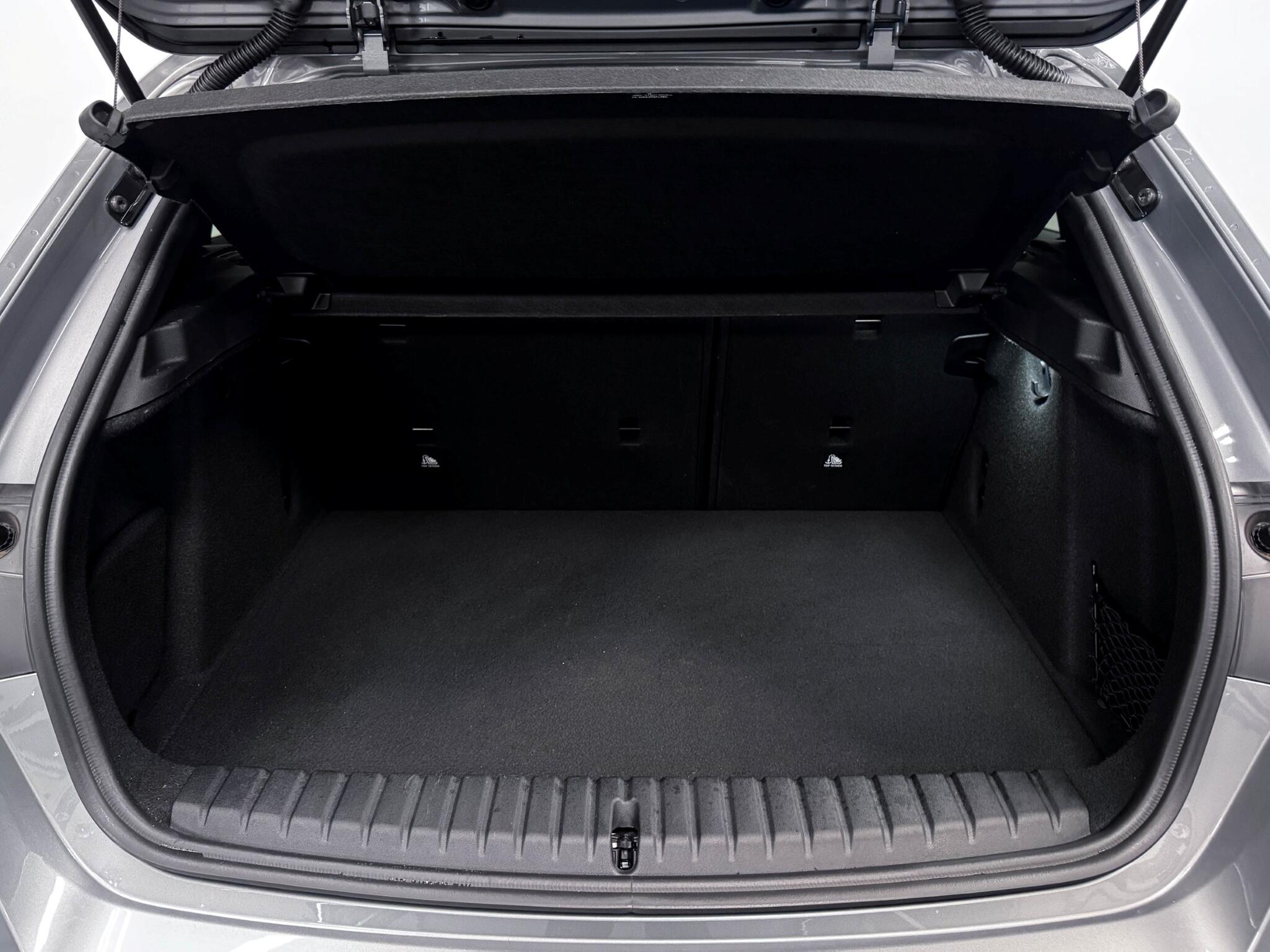 BMW 1 Series view 7
