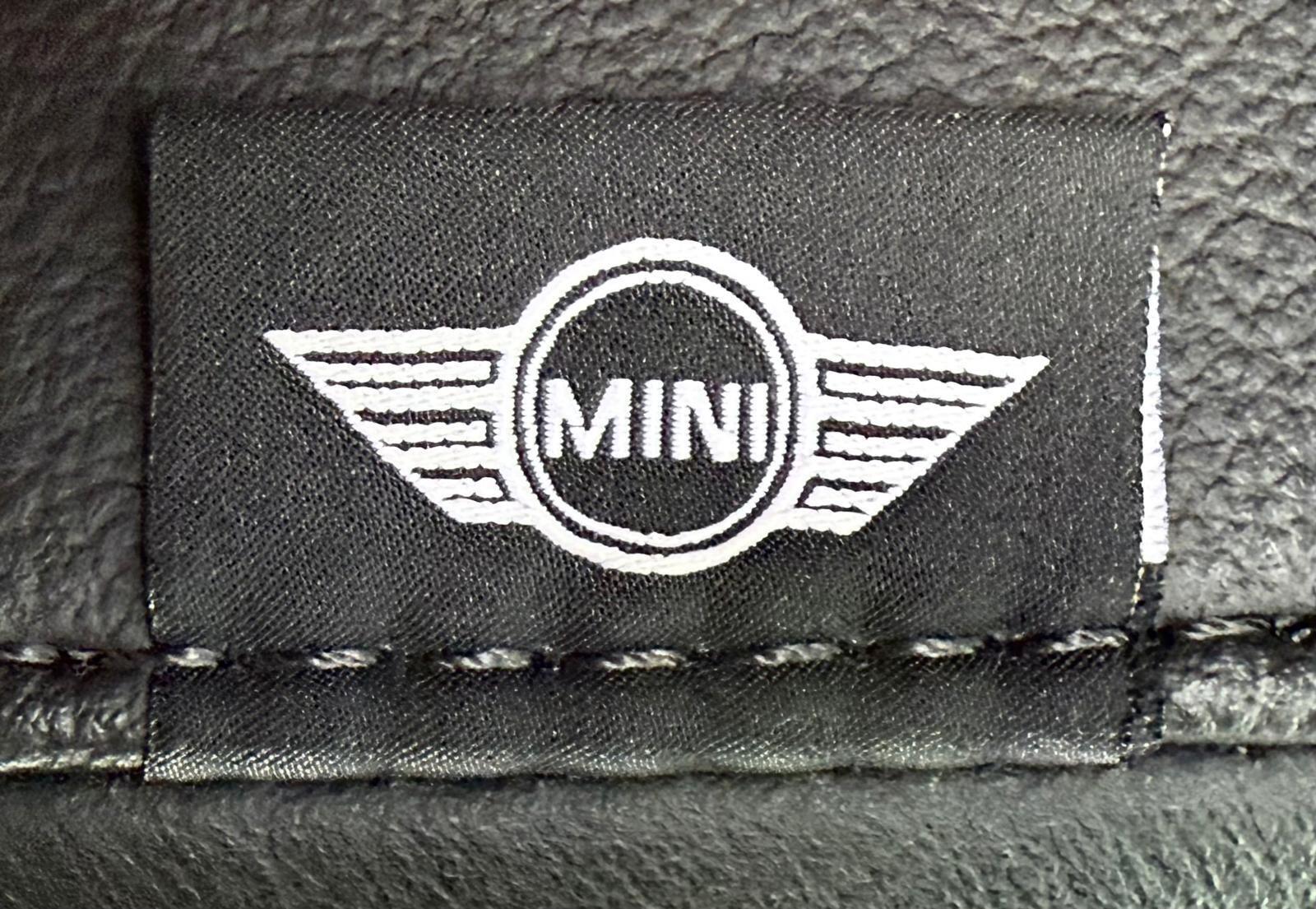 MINI Countryman view 64