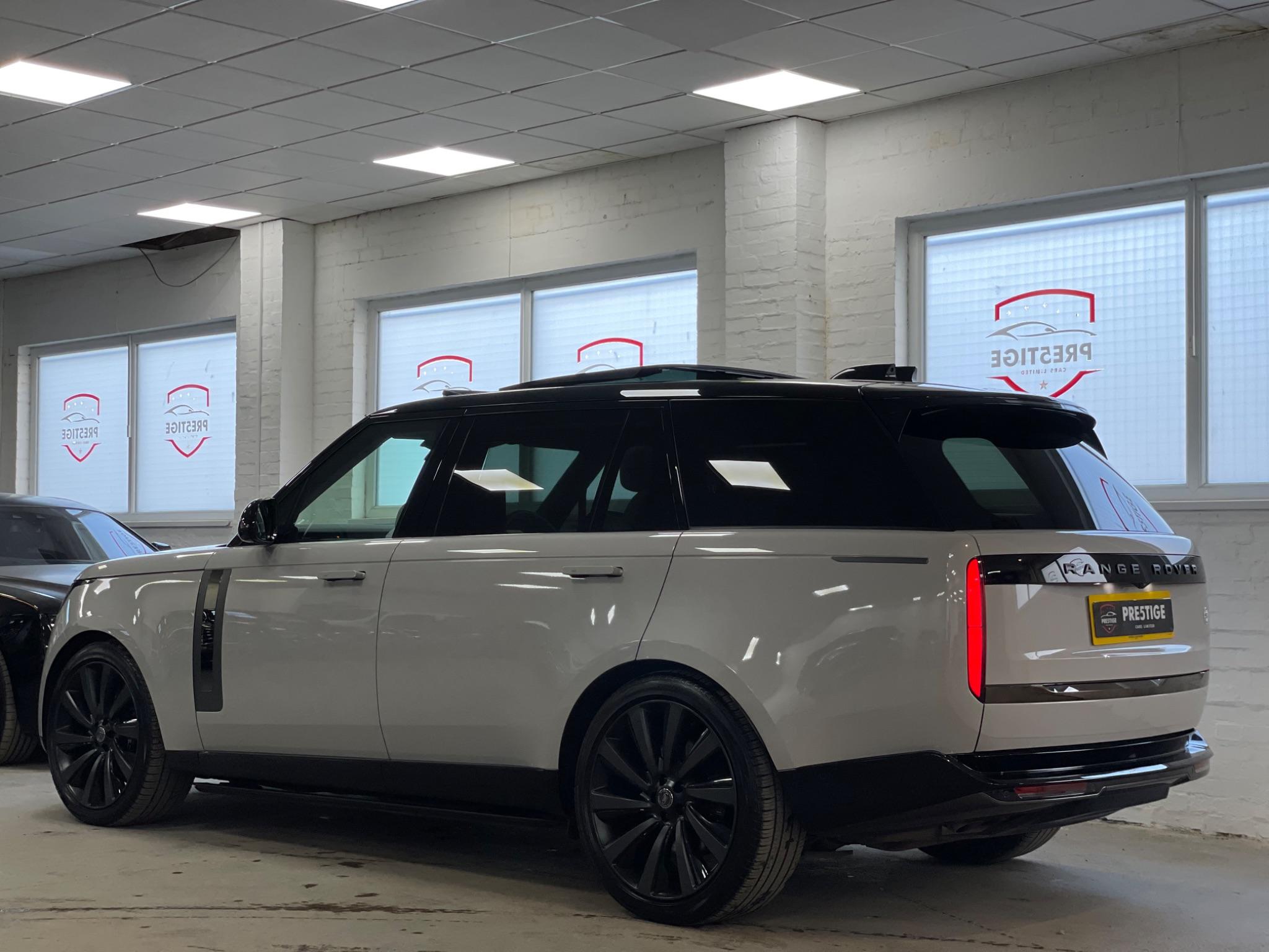 Land Rover Range Rover view 70
