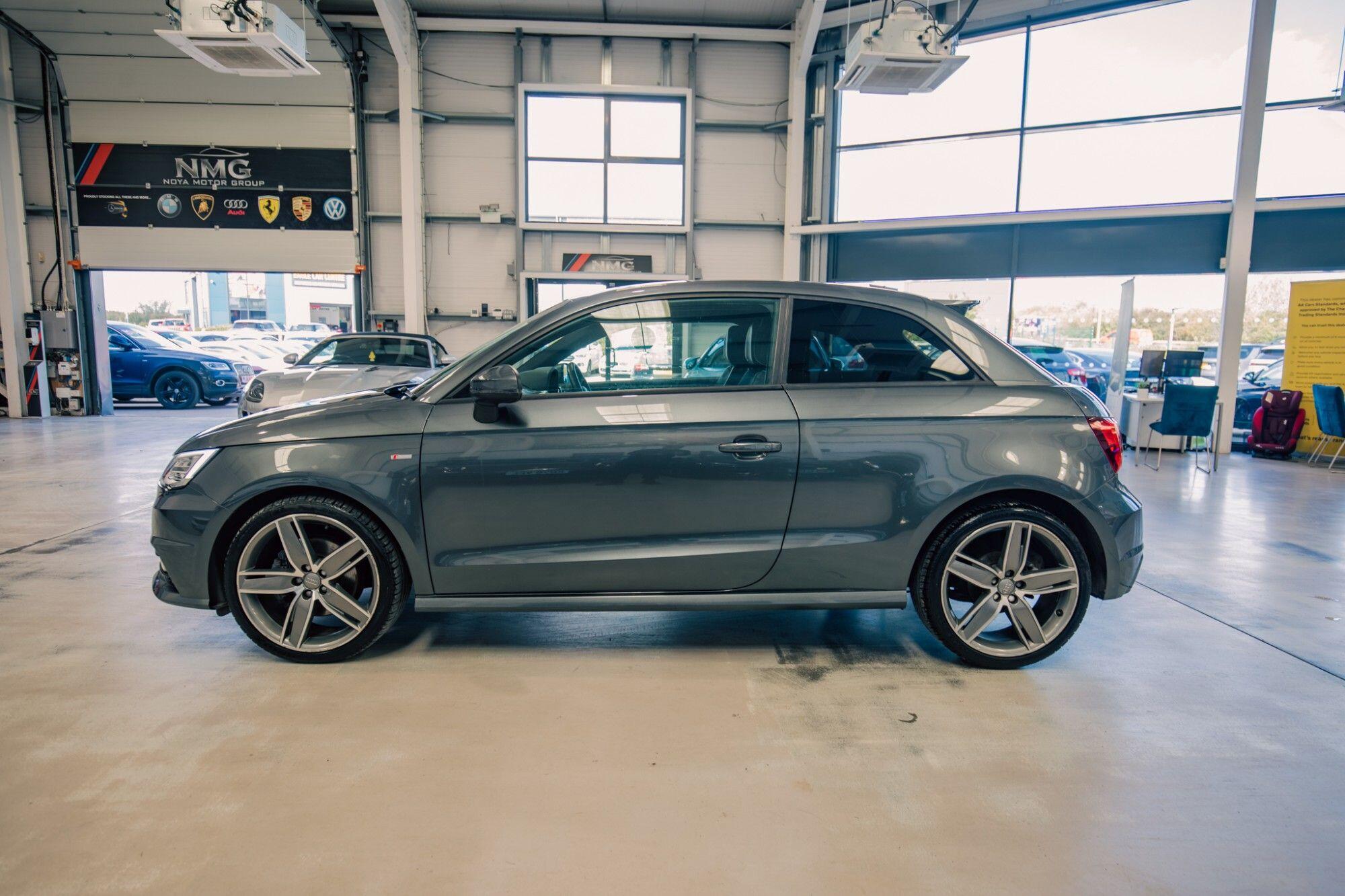 Audi A1 view 24