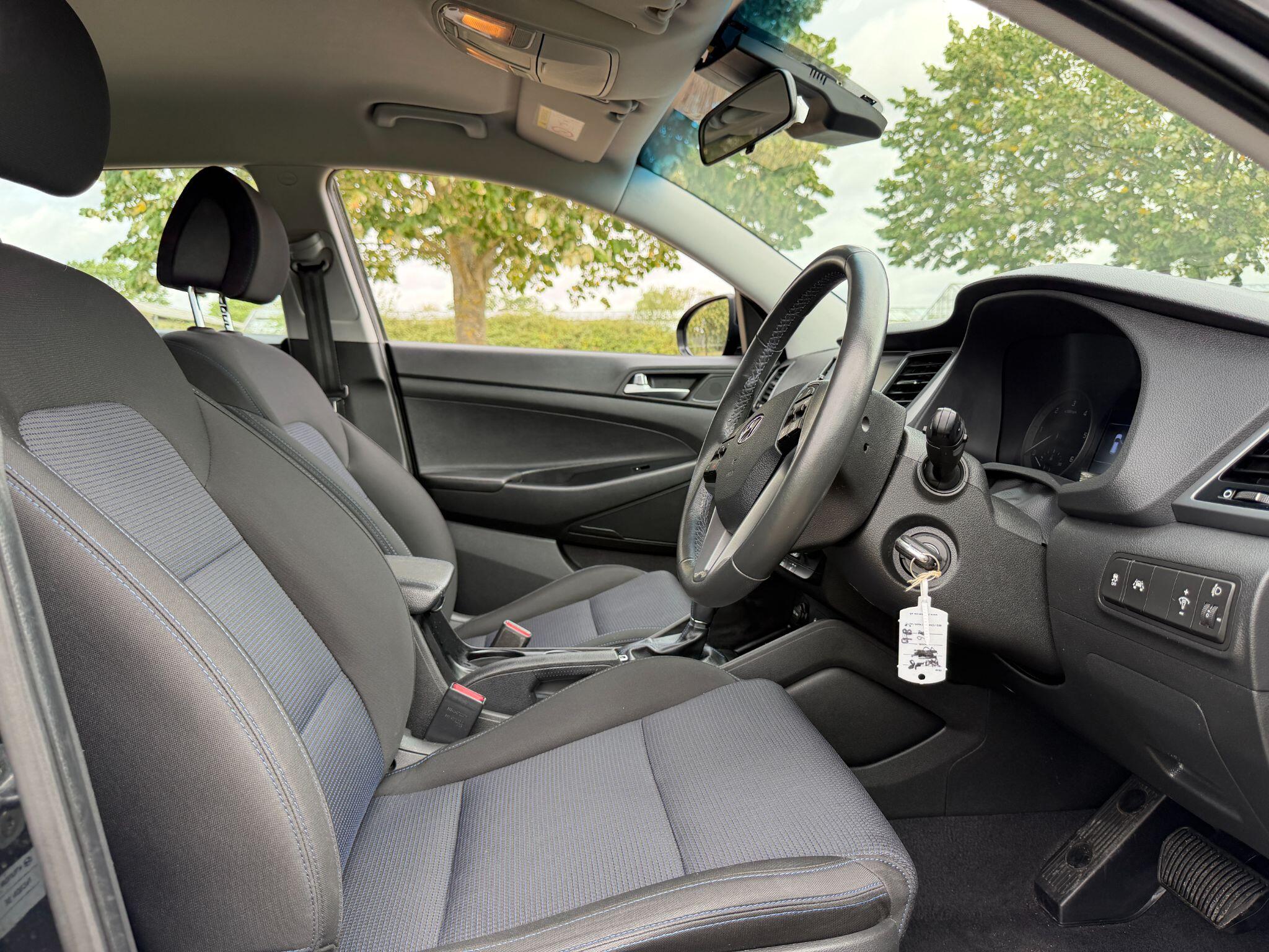 Hyundai Tucson view 23