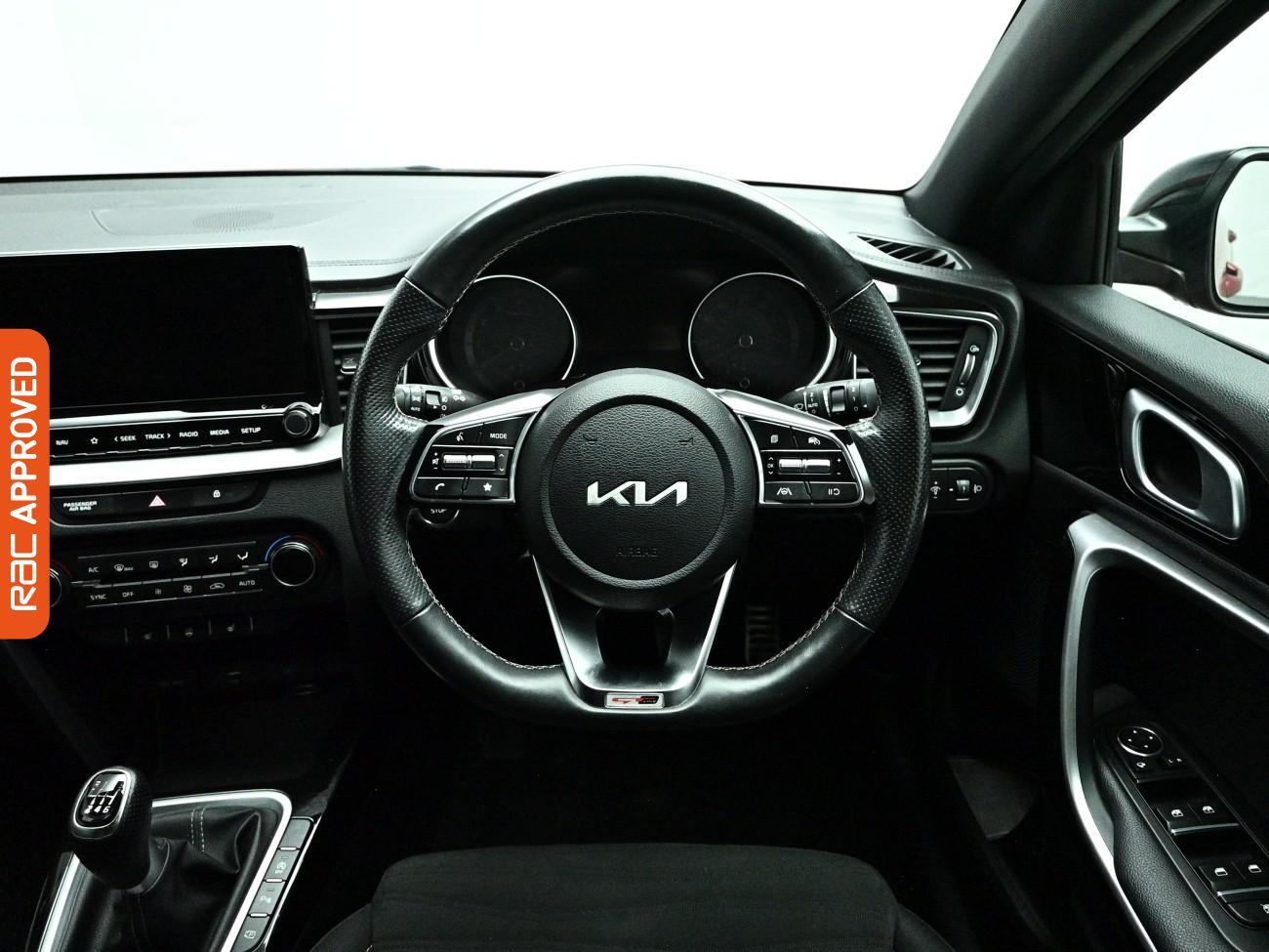 Kia Ceed view 9